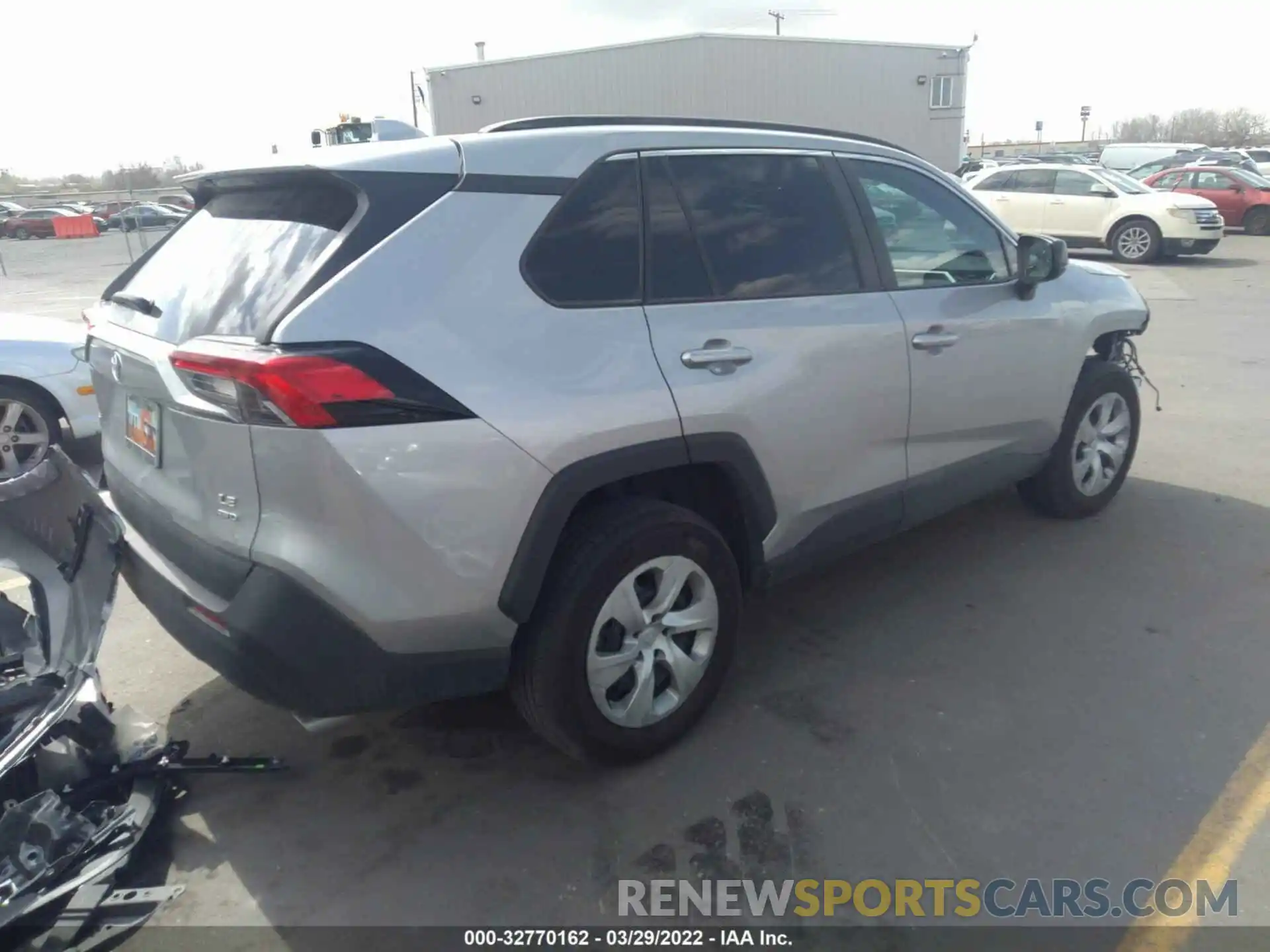 4 Photograph of a damaged car 2T3F1RFV3MW216845 TOYOTA RAV4 2021