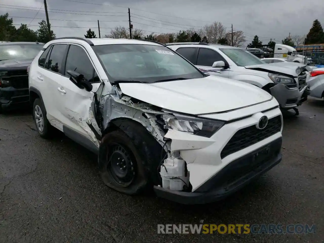 1 Photograph of a damaged car 2T3F1RFV4MC155961 TOYOTA RAV4 2021