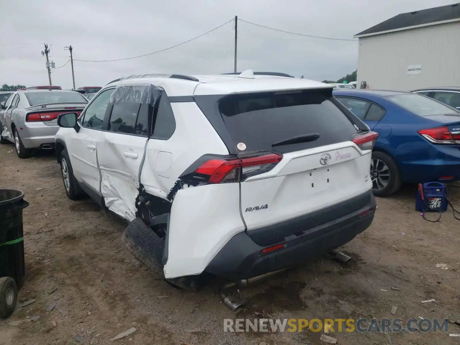 3 Photograph of a damaged car 2T3F1RFV4MC173490 TOYOTA RAV4 2021