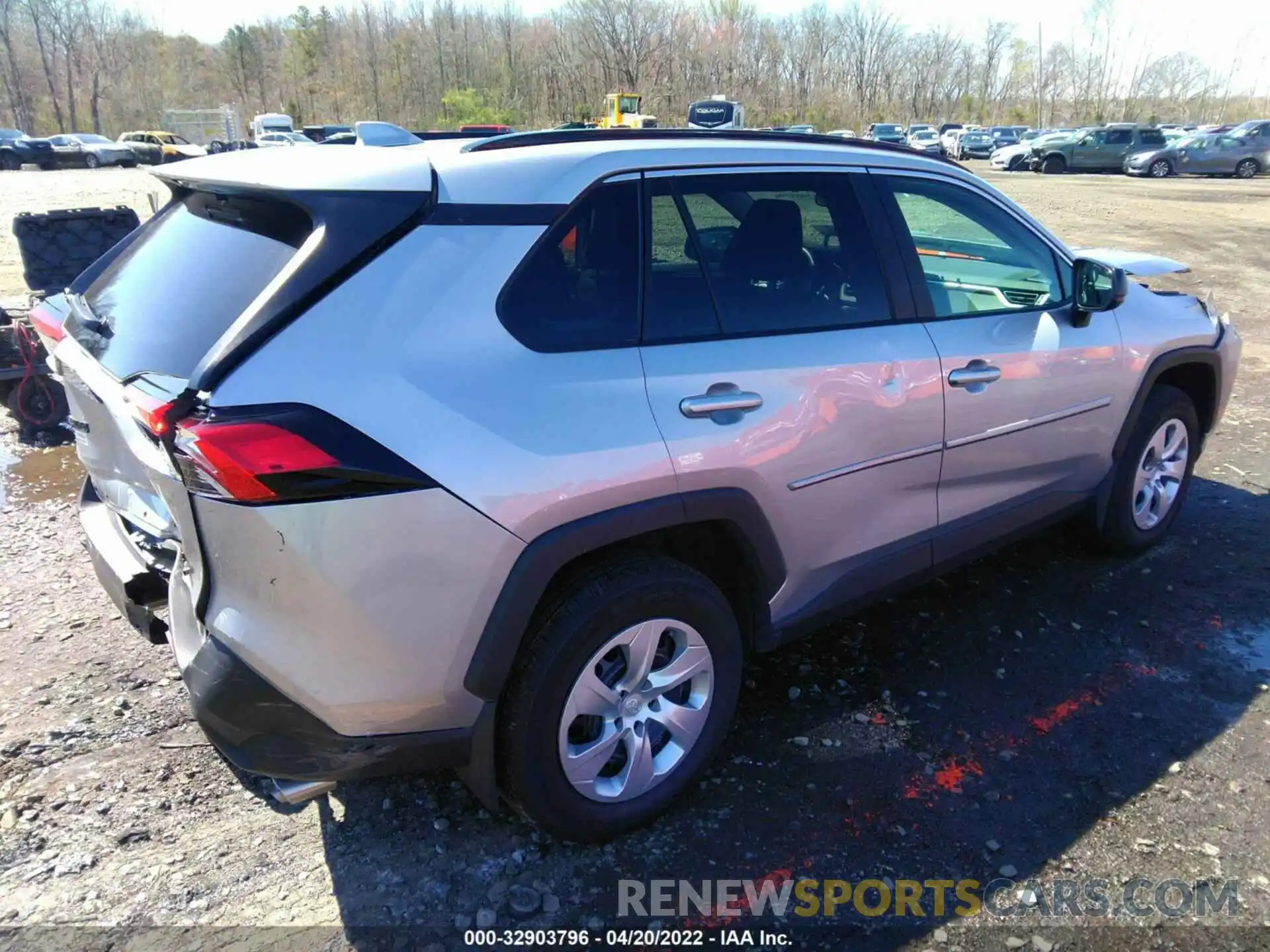 4 Photograph of a damaged car 2T3F1RFV4MC228746 TOYOTA RAV4 2021