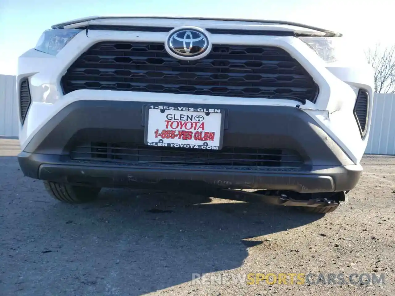 9 Photograph of a damaged car 2T3F1RFV4MC243988 TOYOTA RAV4 2021