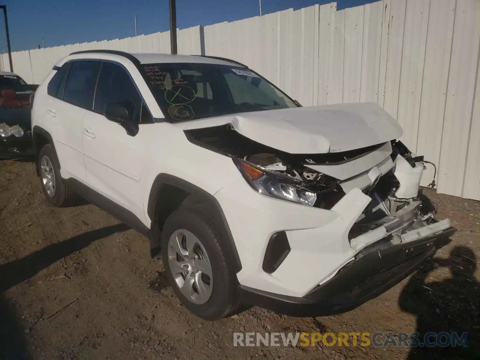 1 Photograph of a damaged car 2T3F1RFV4MW141024 TOYOTA RAV4 2021