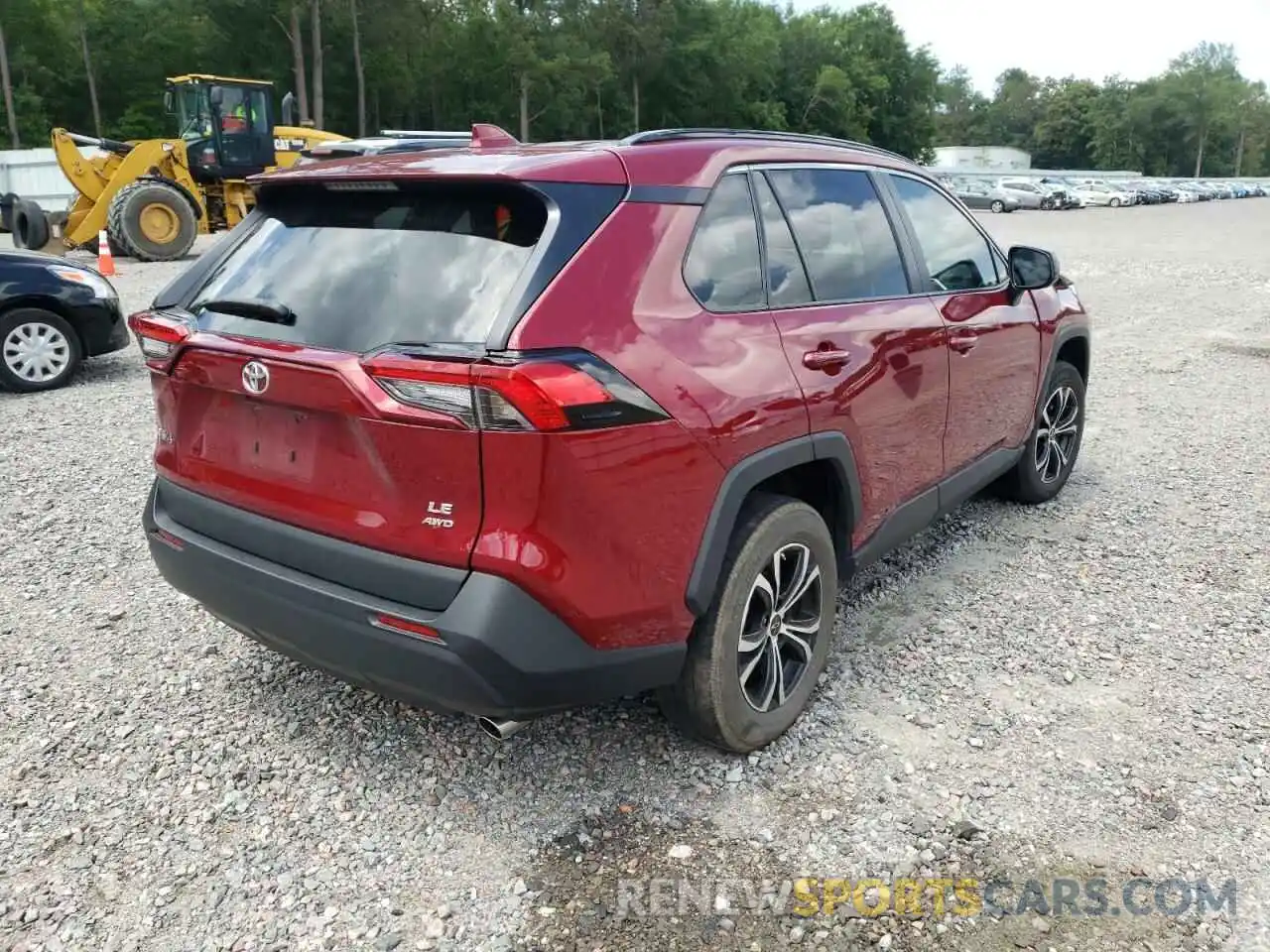 4 Photograph of a damaged car 2T3F1RFV4MW183161 TOYOTA RAV4 2021