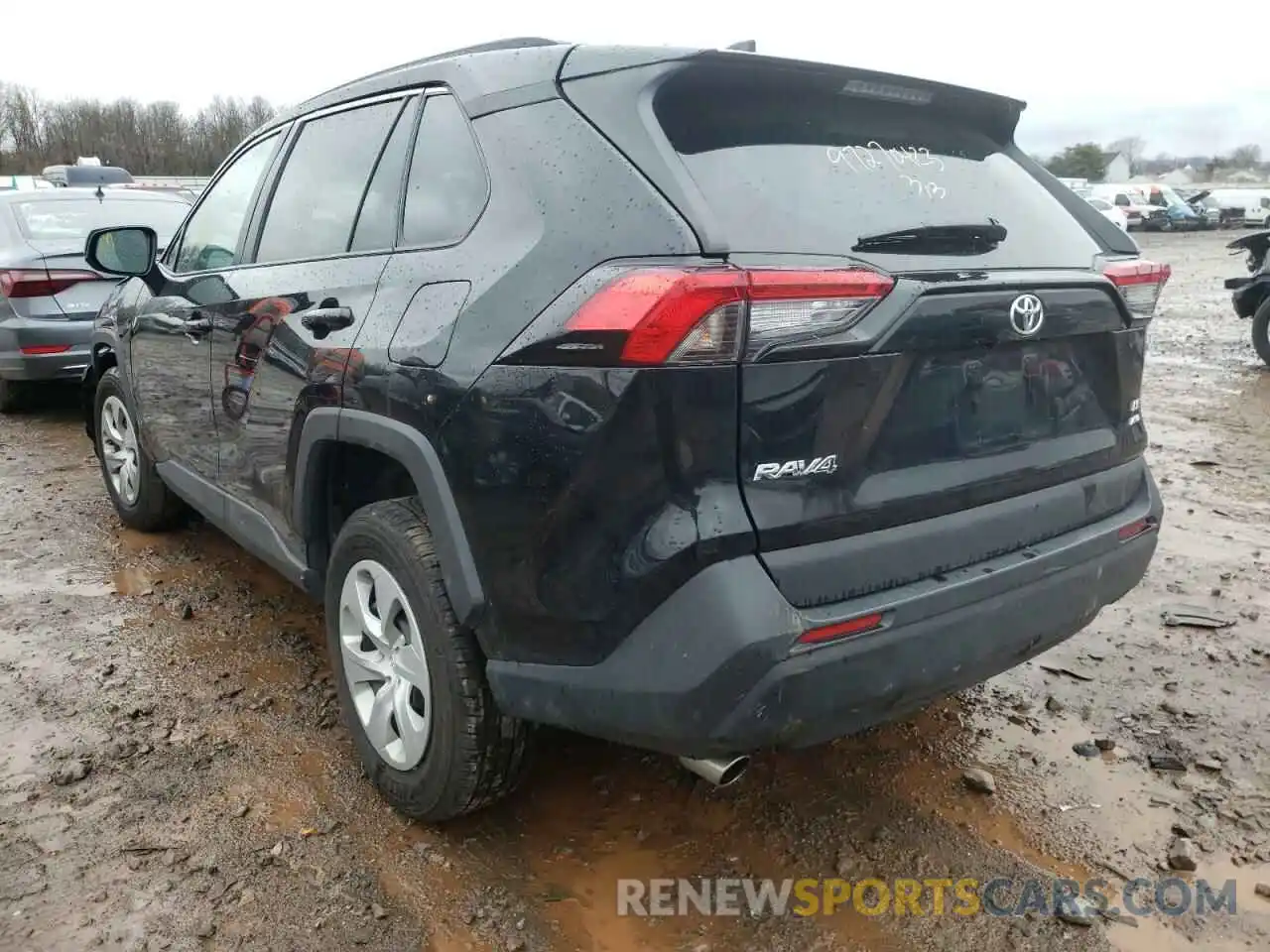 3 Photograph of a damaged car 2T3F1RFV4MW204218 TOYOTA RAV4 2021