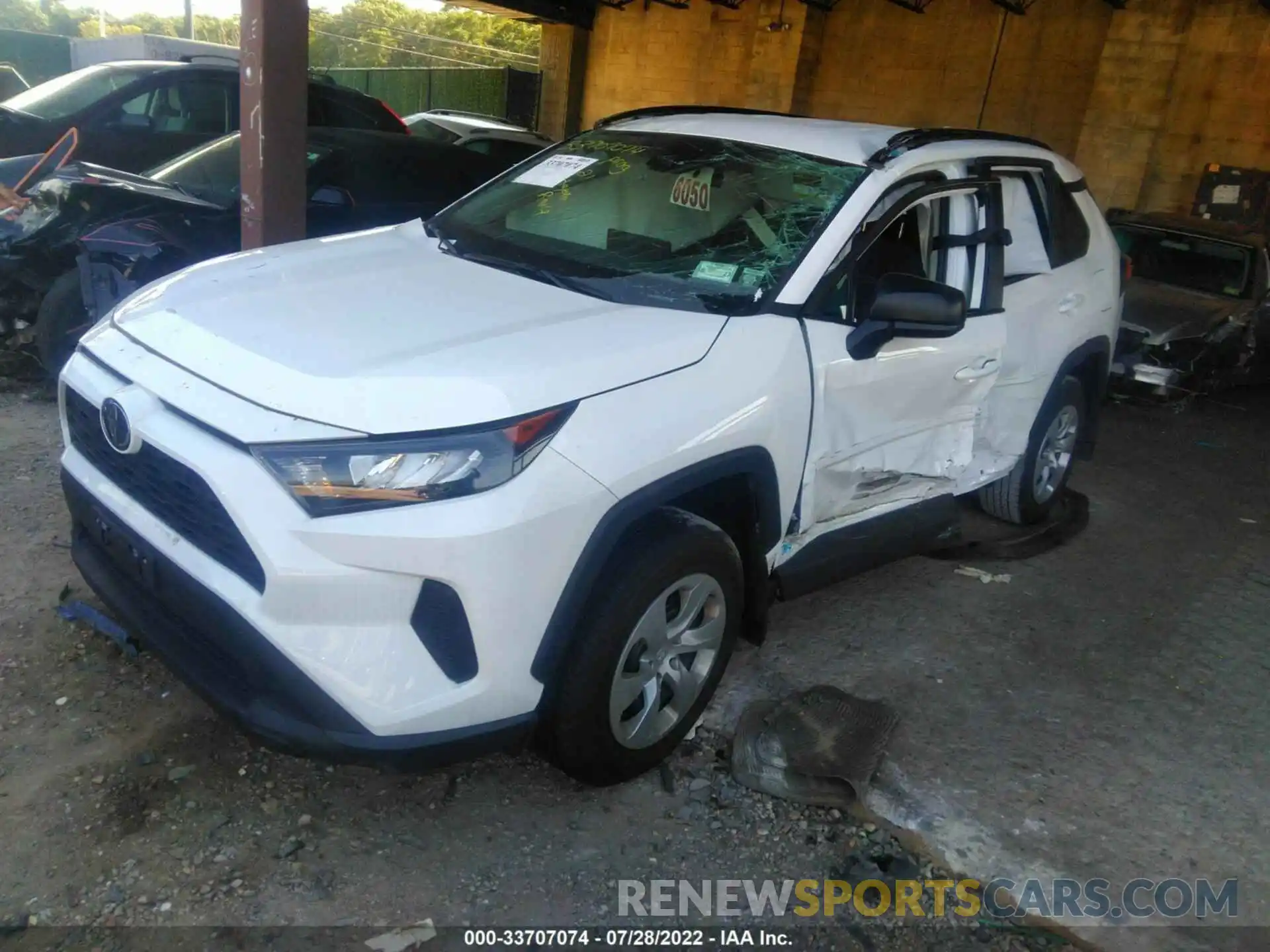 2 Photograph of a damaged car 2T3F1RFV4MW226171 TOYOTA RAV4 2021