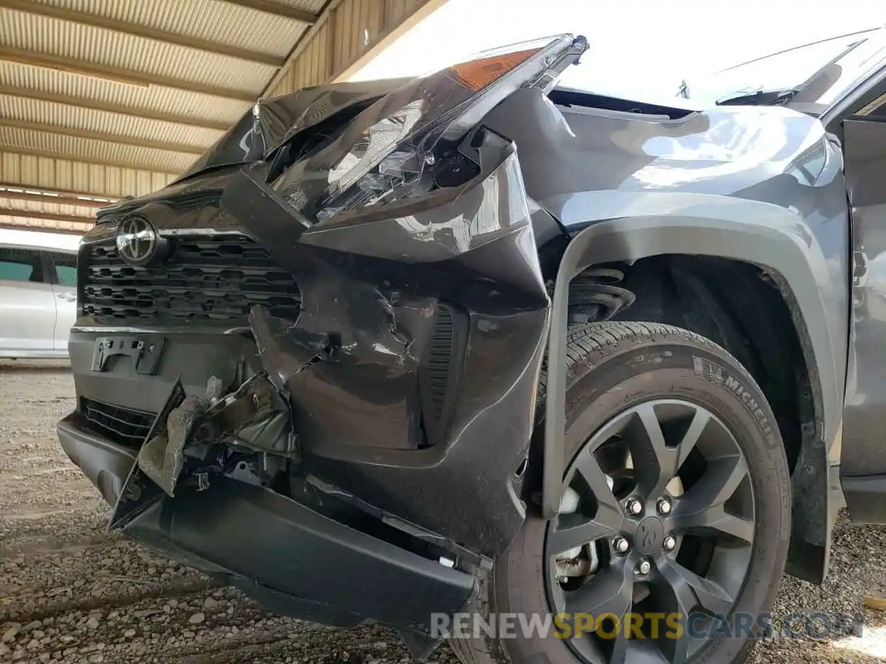 9 Photograph of a damaged car 2T3F1RFV4MW233265 TOYOTA RAV4 2021