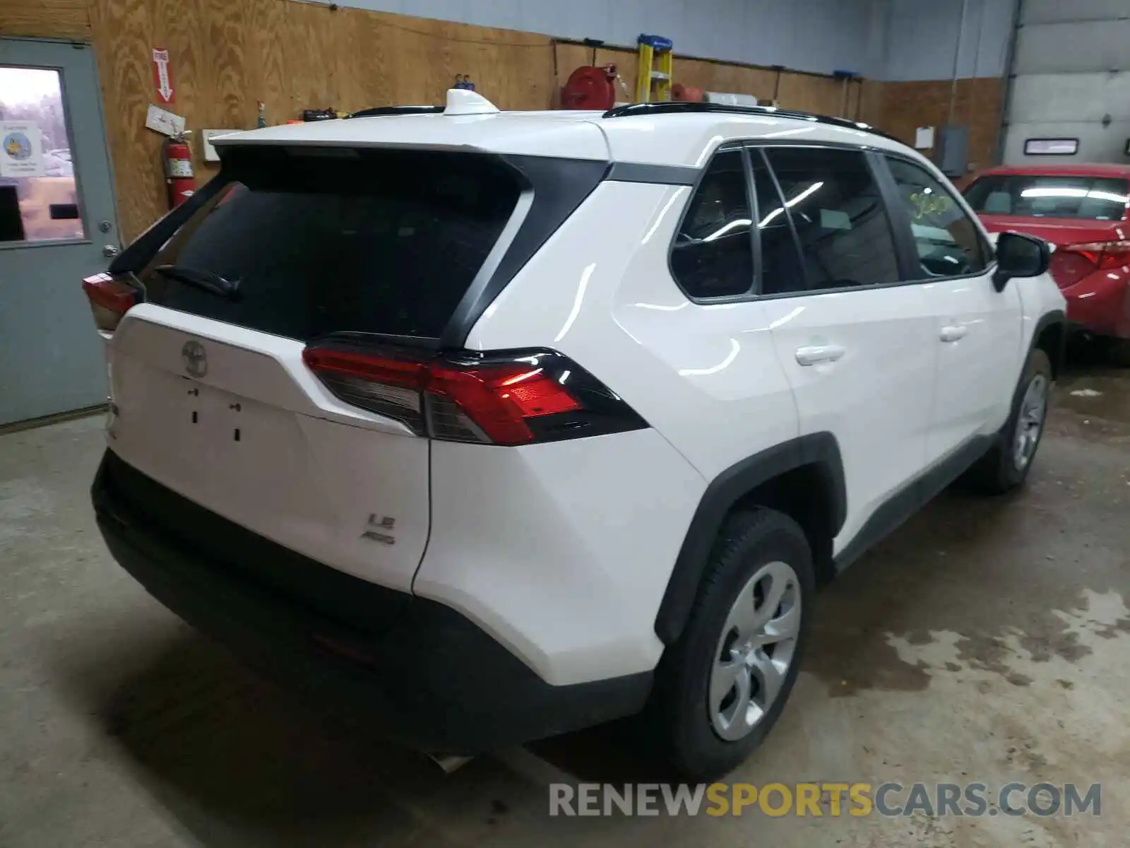 4 Photograph of a damaged car 2T3F1RFV5MC154298 TOYOTA RAV4 2021