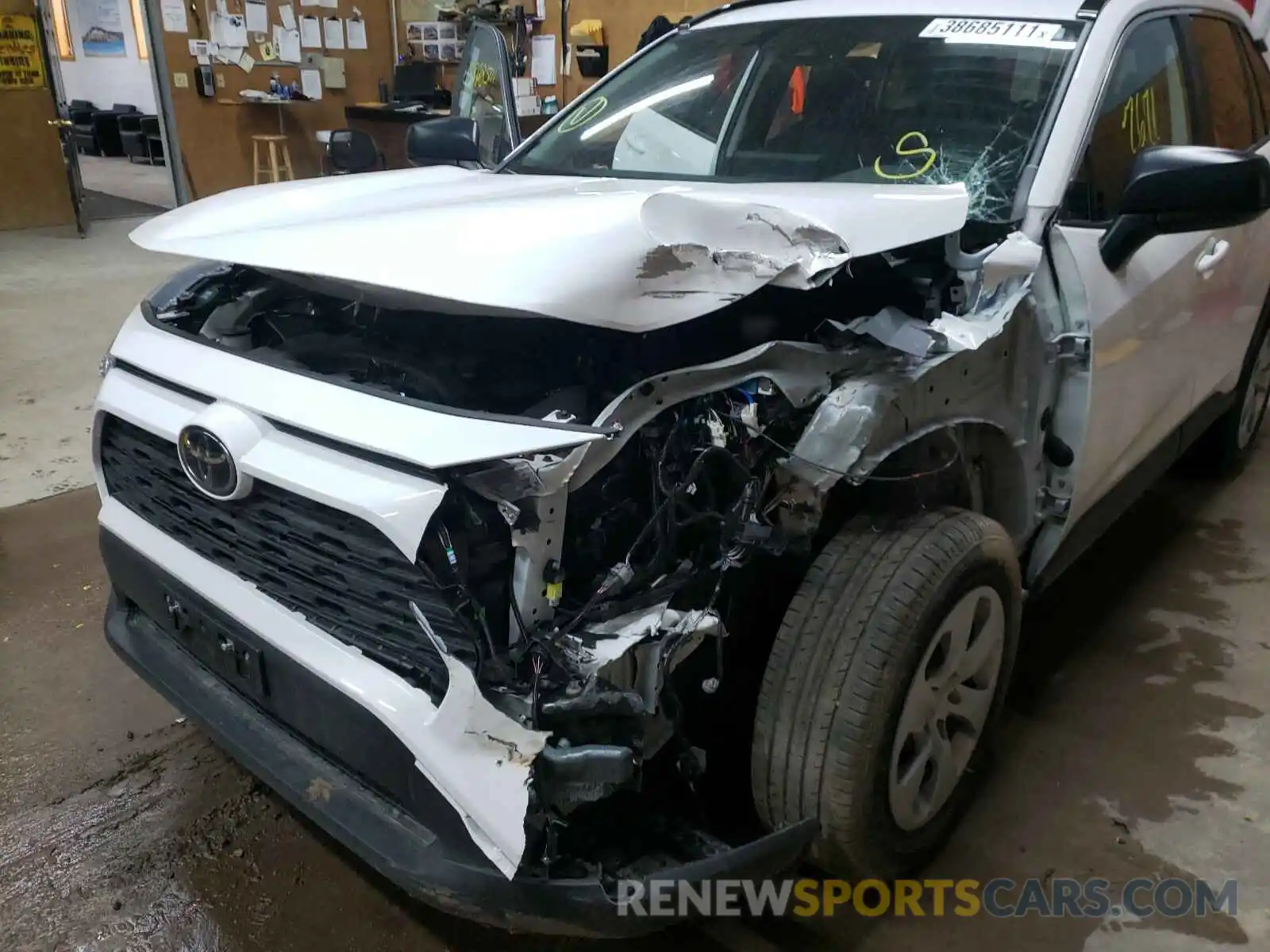 9 Photograph of a damaged car 2T3F1RFV5MC154298 TOYOTA RAV4 2021