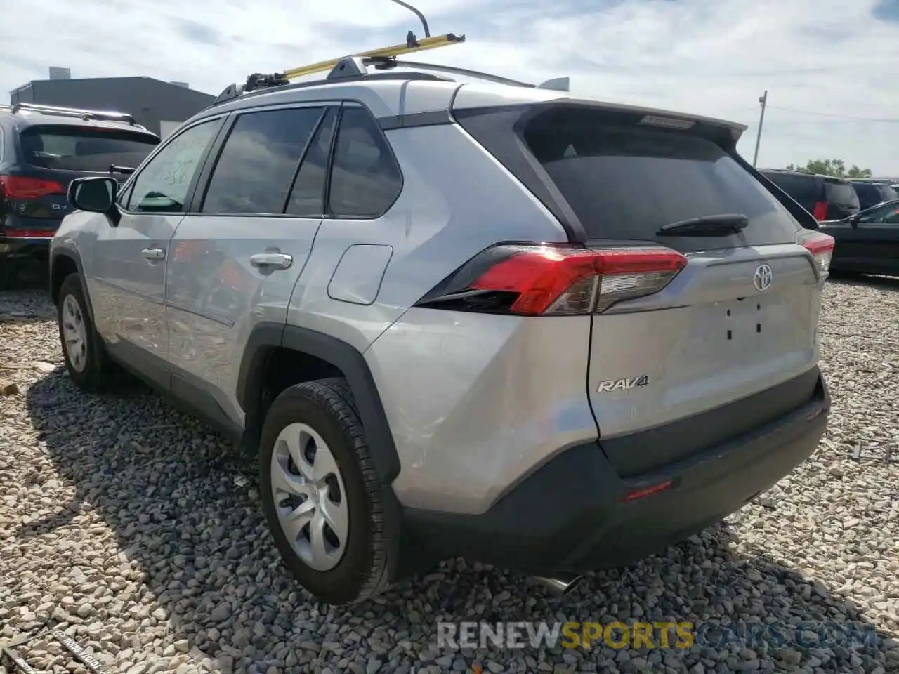 3 Photograph of a damaged car 2T3F1RFV5MC201085 TOYOTA RAV4 2021