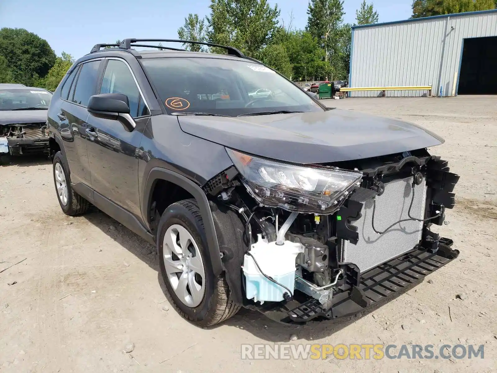 1 Photograph of a damaged car 2T3F1RFV5MC218520 TOYOTA RAV4 2021