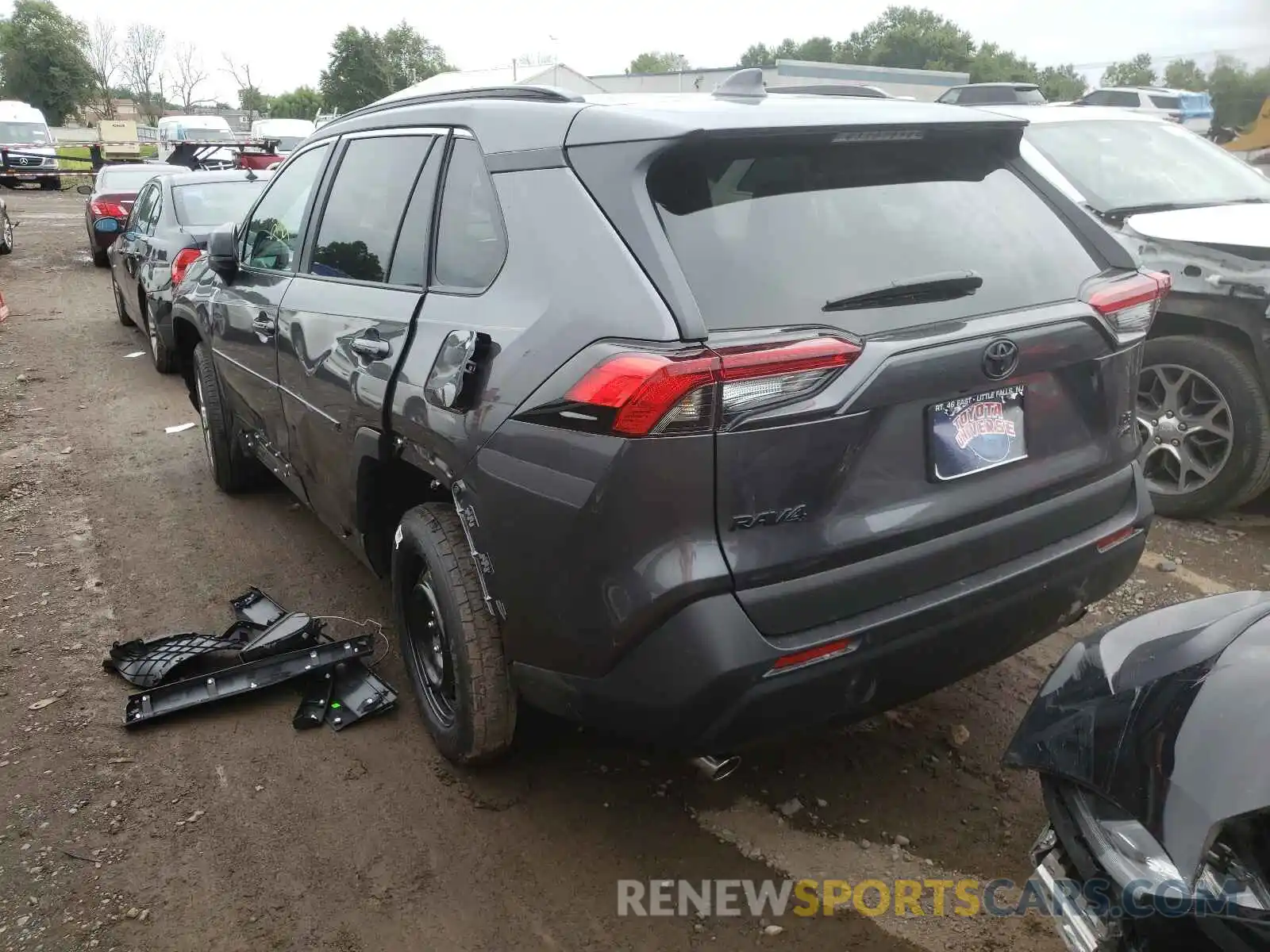 3 Photograph of a damaged car 2T3F1RFV5MC224687 TOYOTA RAV4 2021