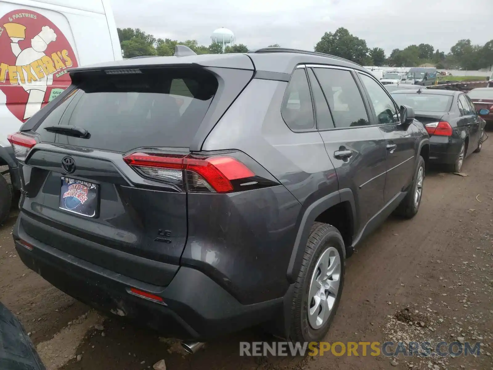 4 Photograph of a damaged car 2T3F1RFV5MC224687 TOYOTA RAV4 2021