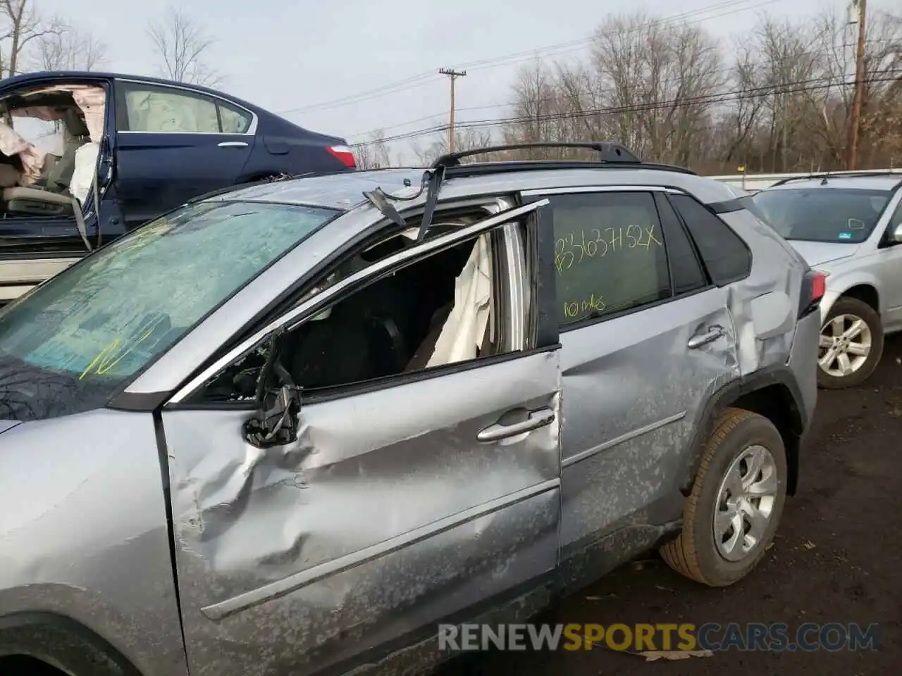 9 Photograph of a damaged car 2T3F1RFV5MC245457 TOYOTA RAV4 2021