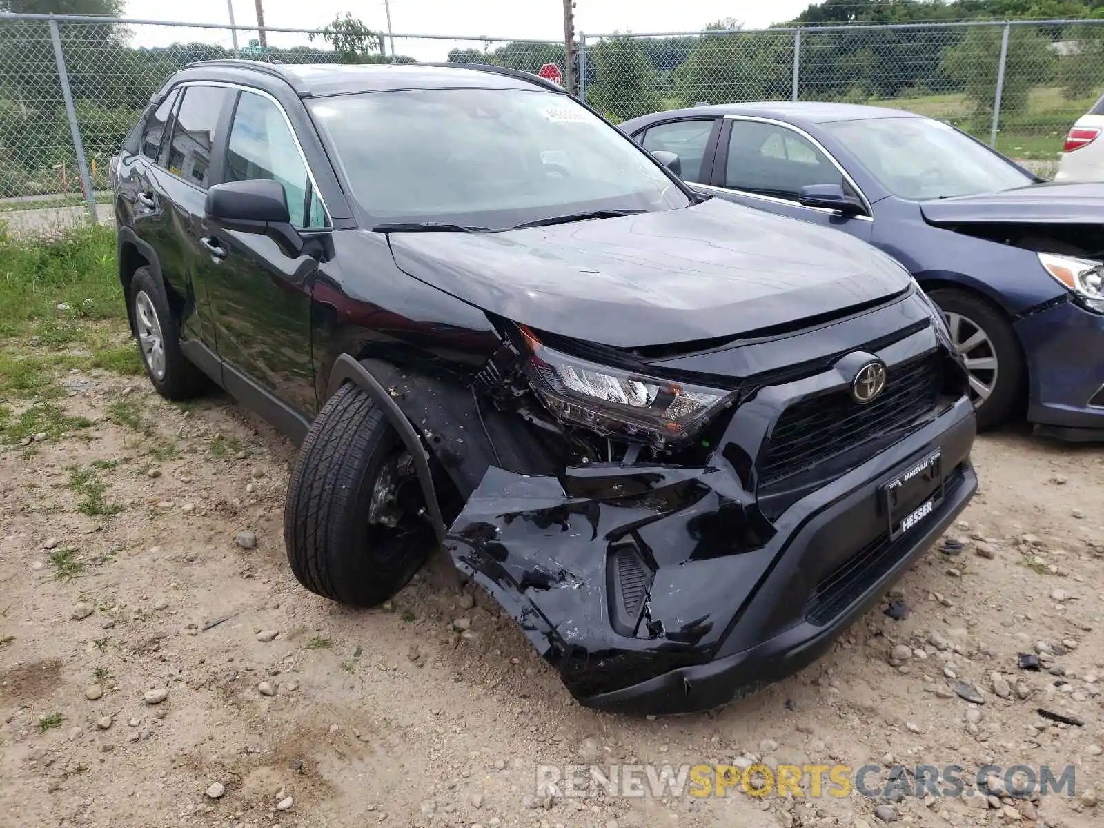 1 Photograph of a damaged car 2T3F1RFV5MW168474 TOYOTA RAV4 2021