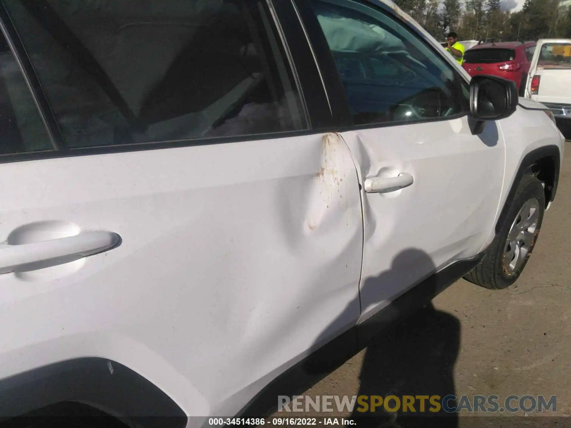 6 Photograph of a damaged car 2T3F1RFV5MW175764 TOYOTA RAV4 2021