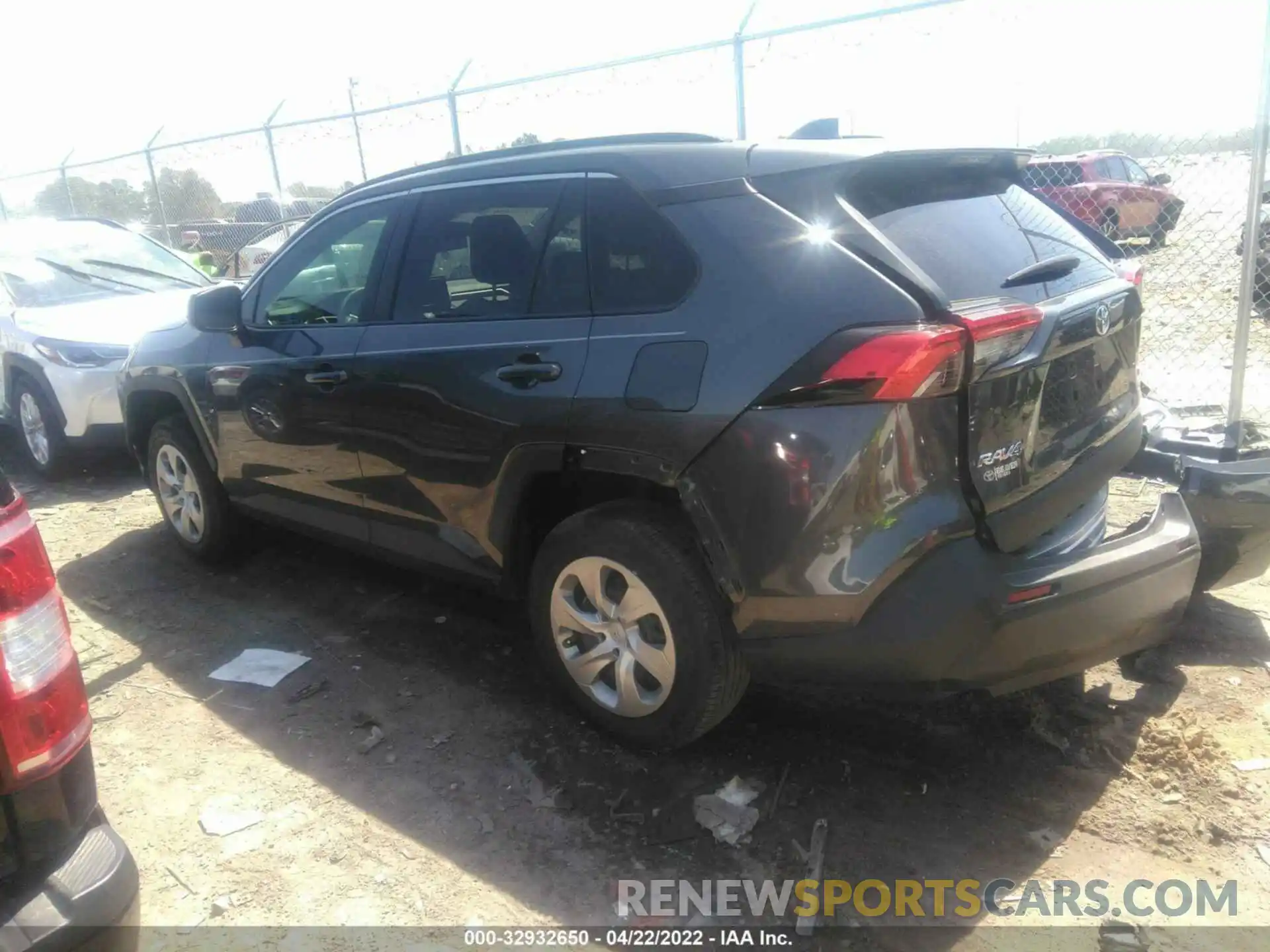 3 Photograph of a damaged car 2T3F1RFV5MW183847 TOYOTA RAV4 2021