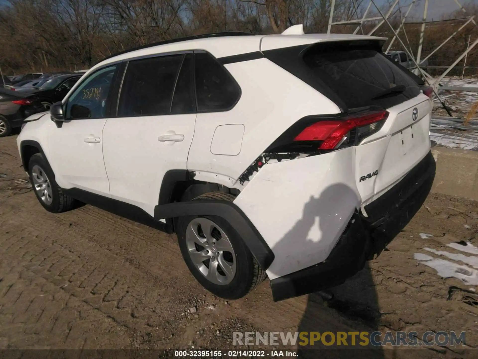 3 Photograph of a damaged car 2T3F1RFV5MW186229 TOYOTA RAV4 2021