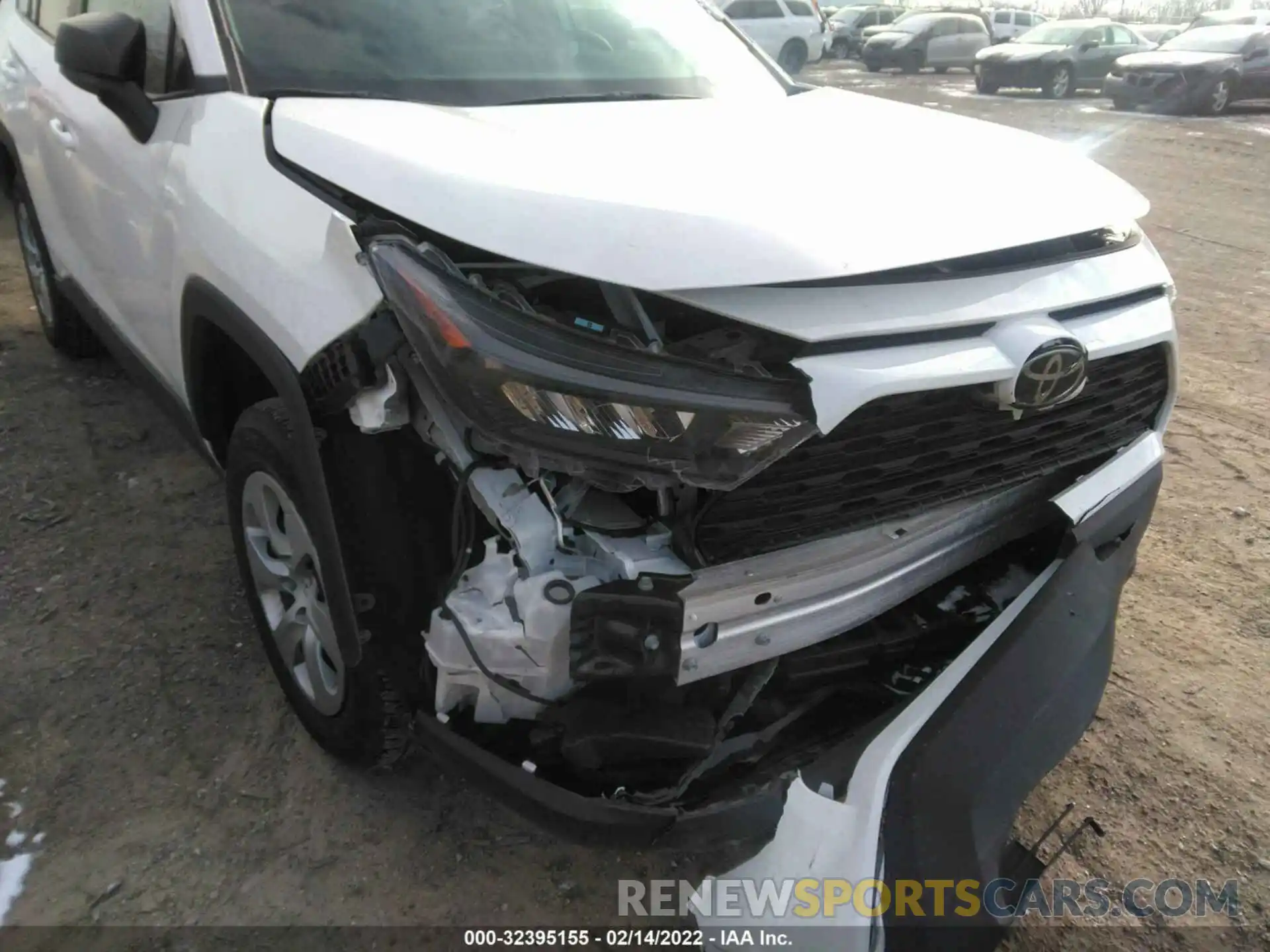 6 Photograph of a damaged car 2T3F1RFV5MW186229 TOYOTA RAV4 2021