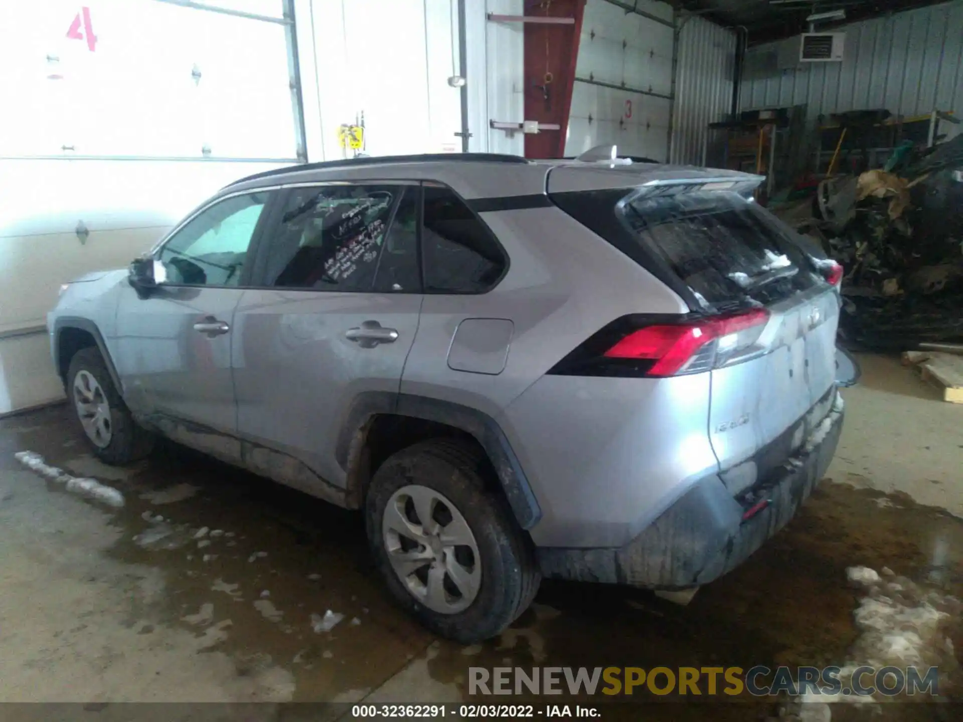 3 Photograph of a damaged car 2T3F1RFV5MW193861 TOYOTA RAV4 2021