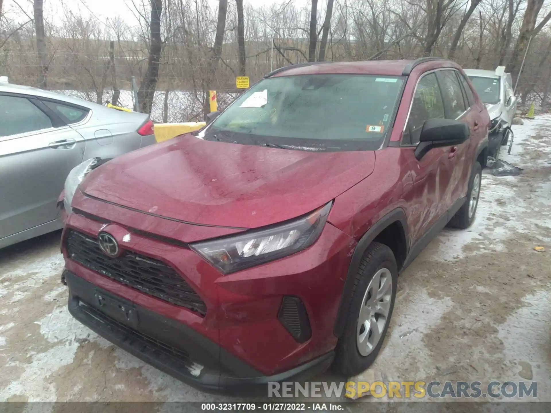 2 Photograph of a damaged car 2T3F1RFV5MW207600 TOYOTA RAV4 2021