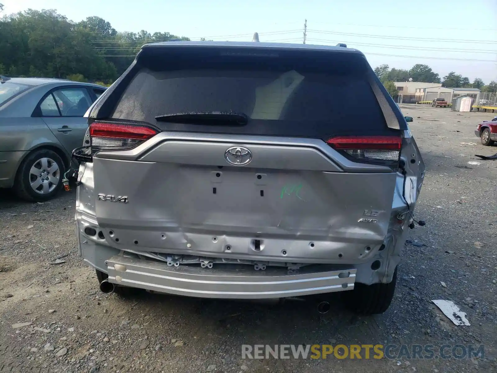 9 Photograph of a damaged car 2T3F1RFV6MC194101 TOYOTA RAV4 2021