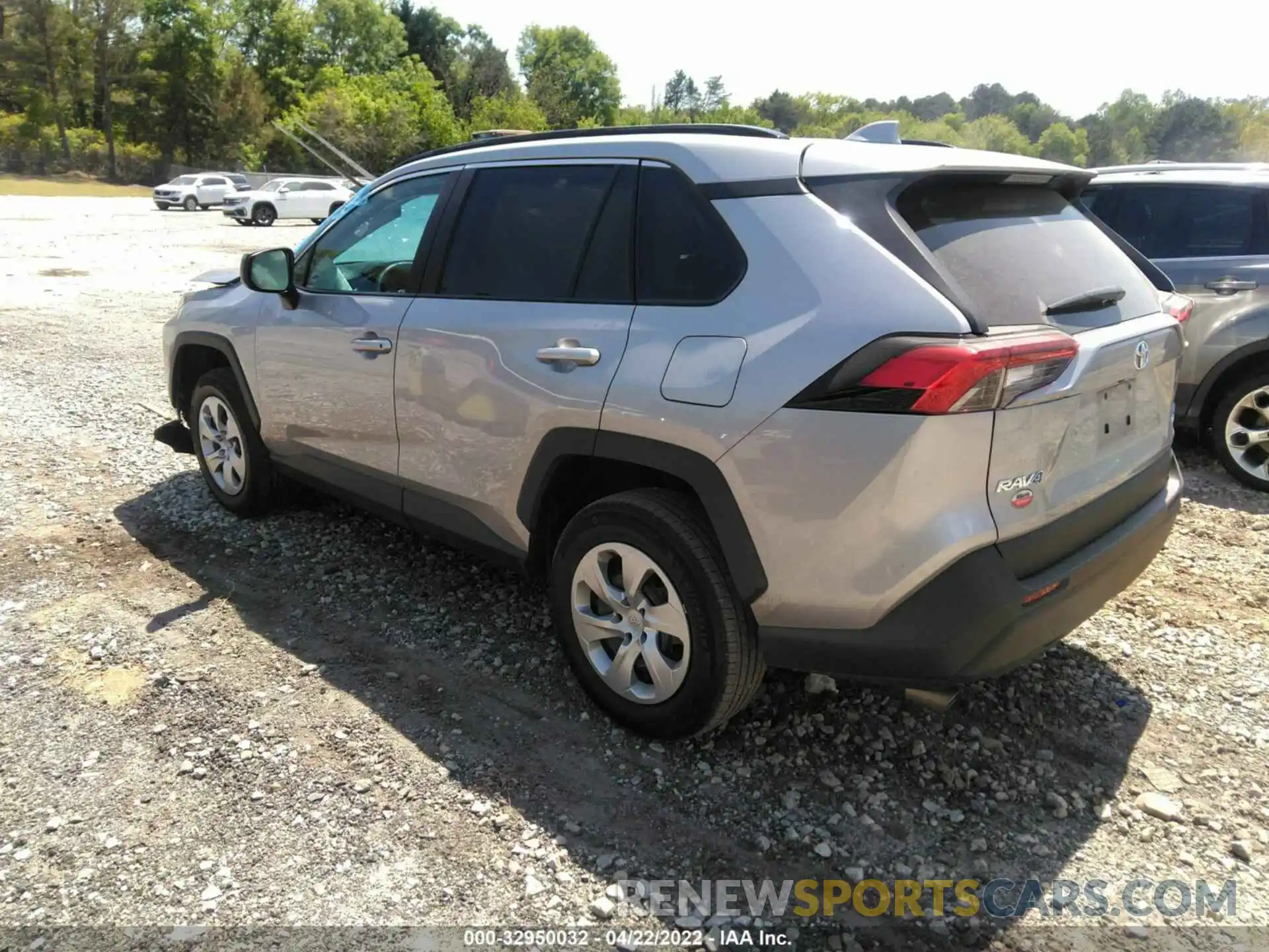 3 Photograph of a damaged car 2T3F1RFV6MC211740 TOYOTA RAV4 2021