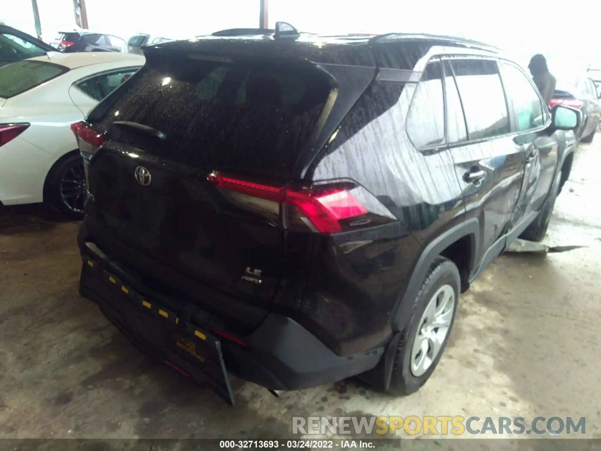 4 Фотография поврежденного автомобиля 2T3F1RFV6MC236766 TOYOTA RAV4 2021