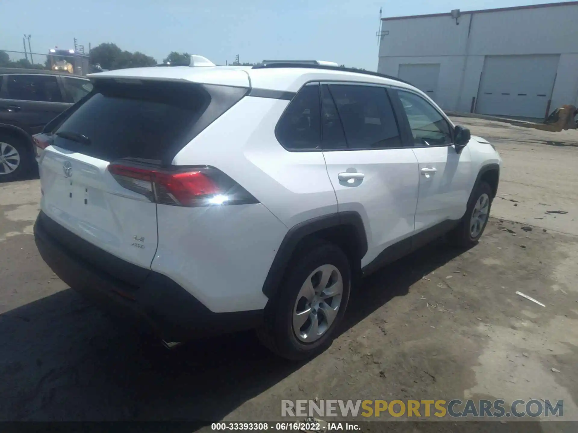 4 Photograph of a damaged car 2T3F1RFV6MC243619 TOYOTA RAV4 2021