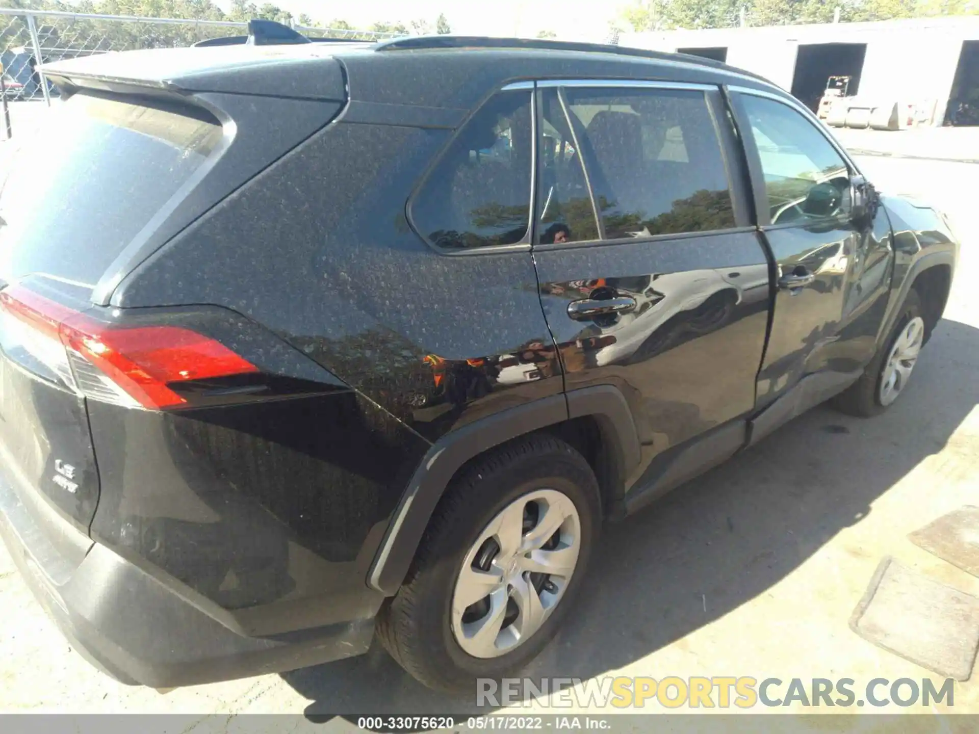 4 Photograph of a damaged car 2T3F1RFV6MW175336 TOYOTA RAV4 2021