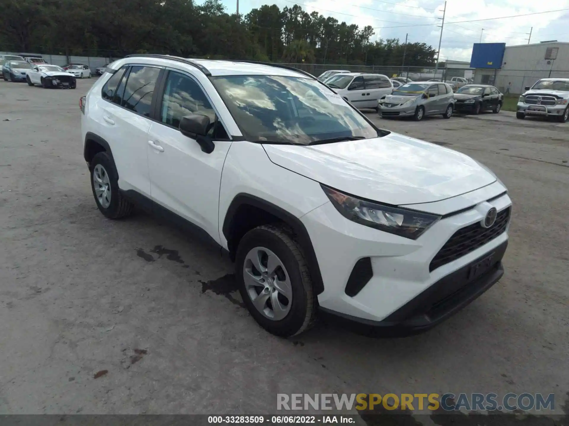 1 Photograph of a damaged car 2T3F1RFV6MW186286 TOYOTA RAV4 2021