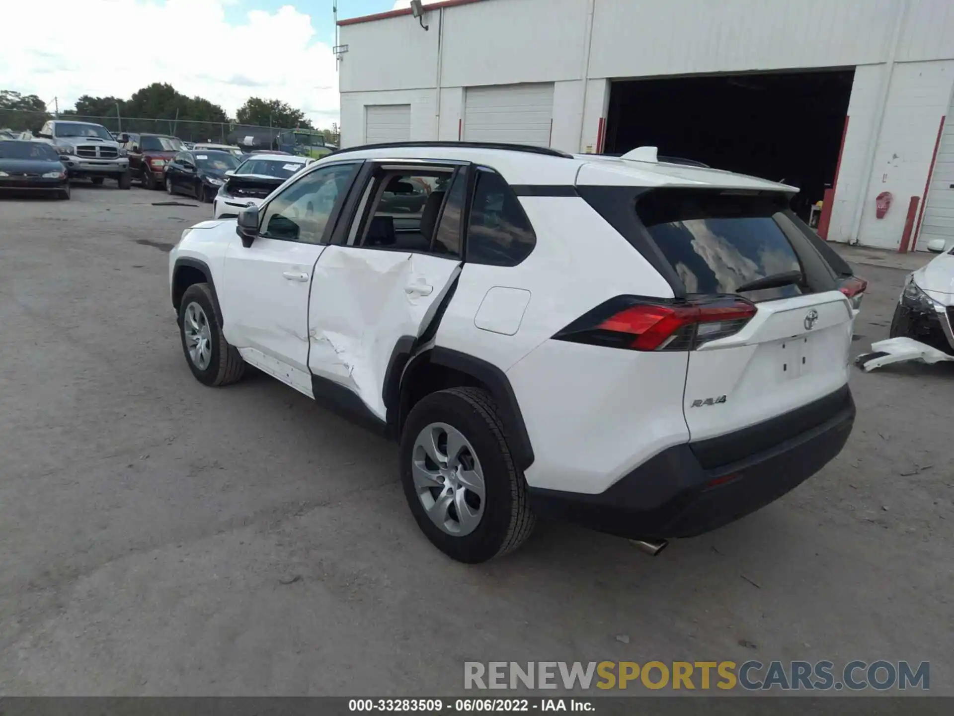 3 Photograph of a damaged car 2T3F1RFV6MW186286 TOYOTA RAV4 2021