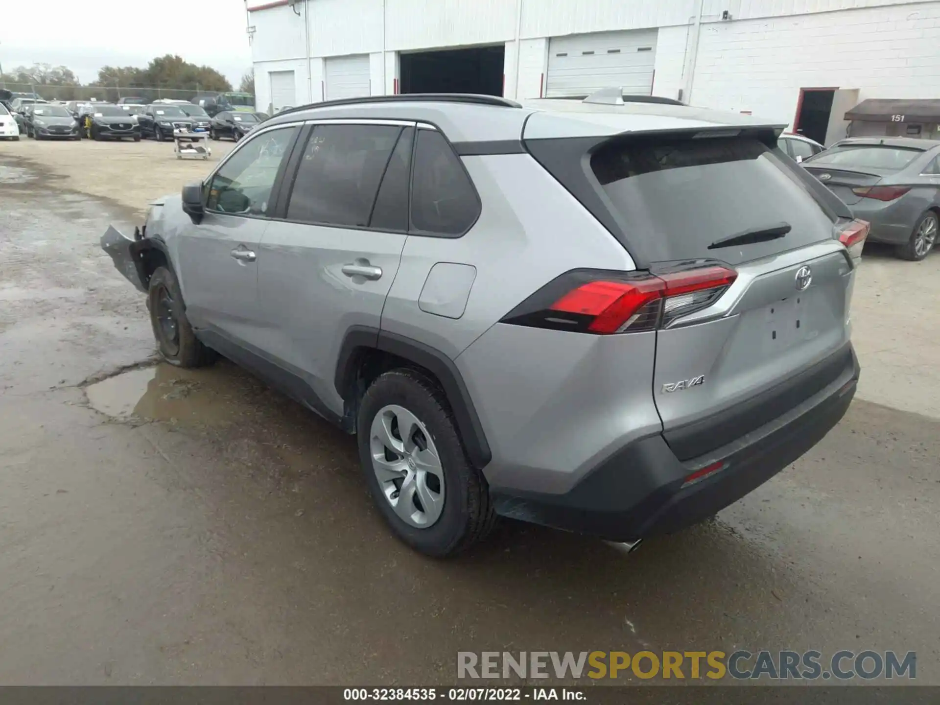 3 Photograph of a damaged car 2T3F1RFV6MW187065 TOYOTA RAV4 2021