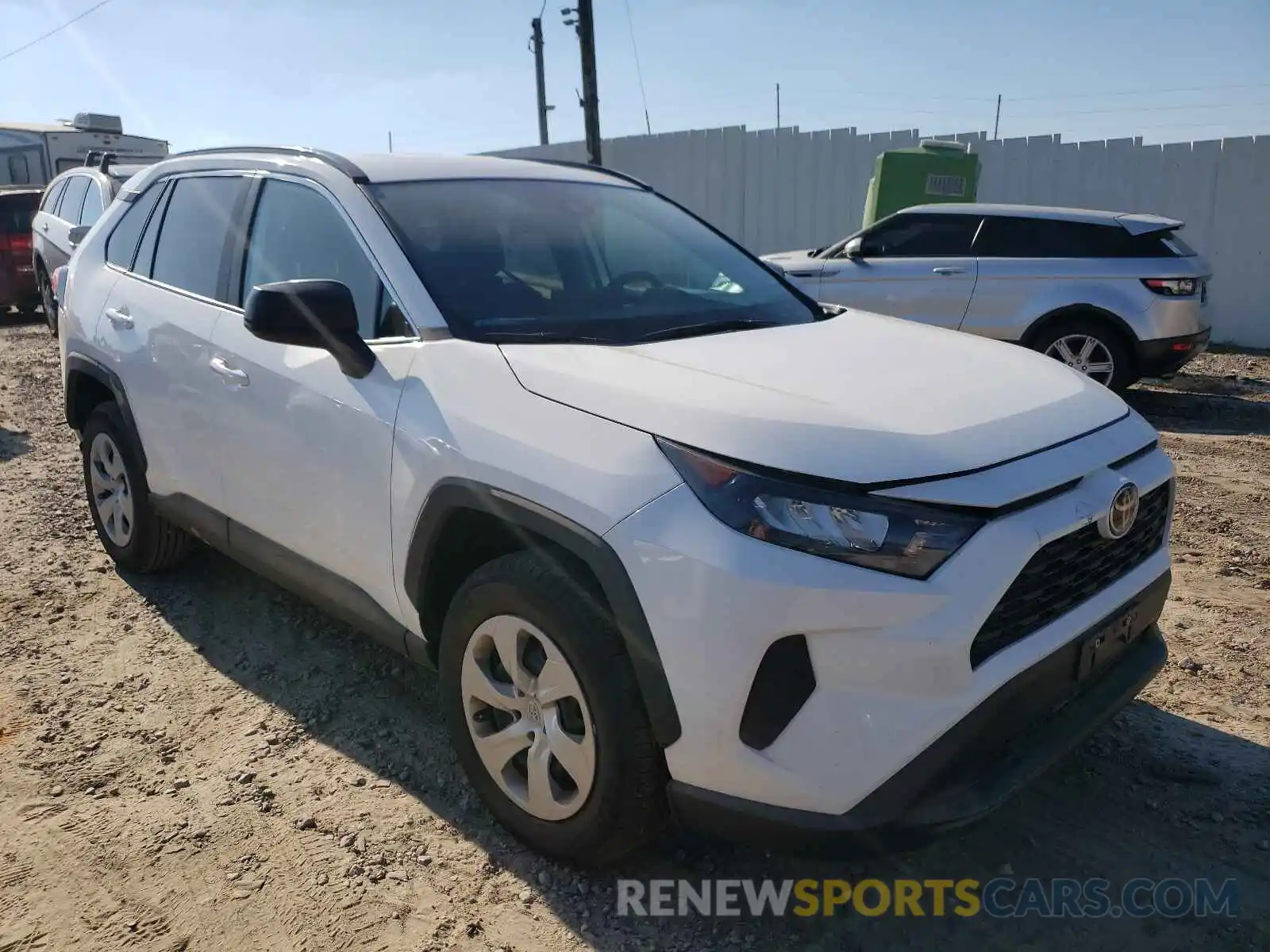 1 Photograph of a damaged car 2T3F1RFV6MW203376 TOYOTA RAV4 2021