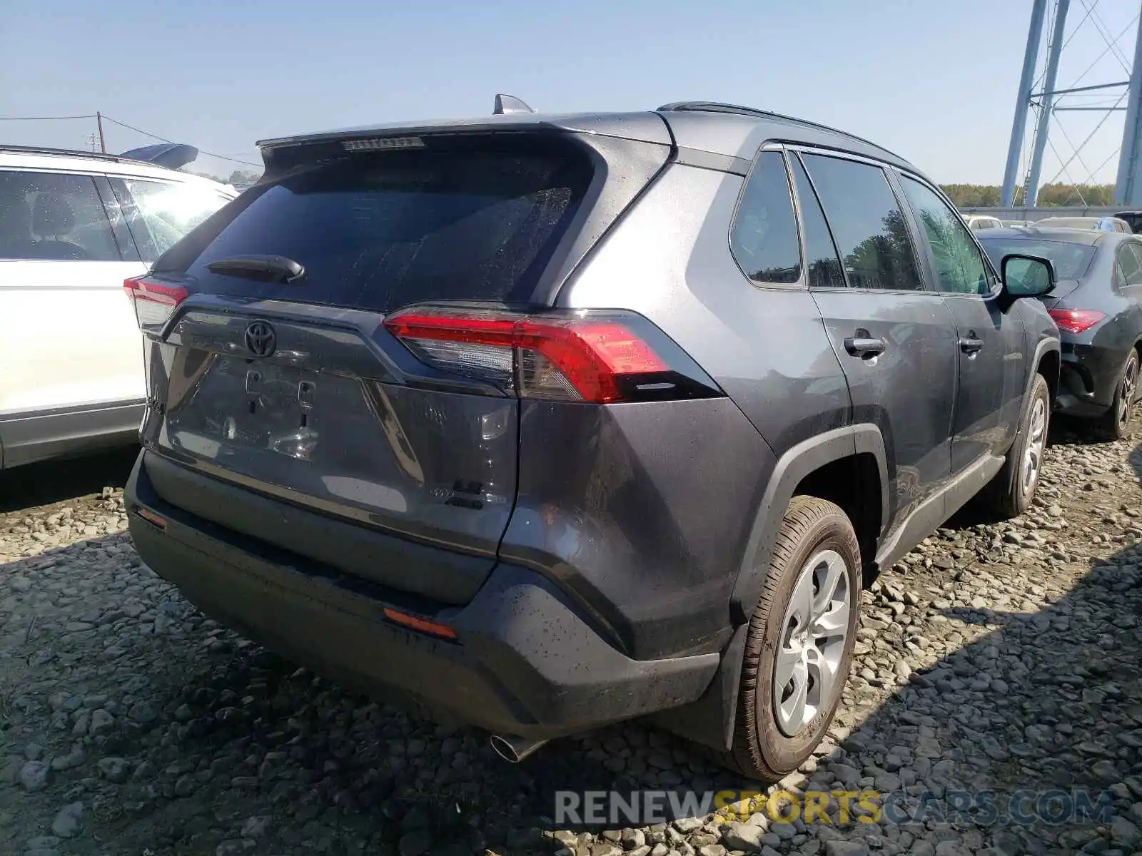 4 Photograph of a damaged car 2T3F1RFV7MC200505 TOYOTA RAV4 2021