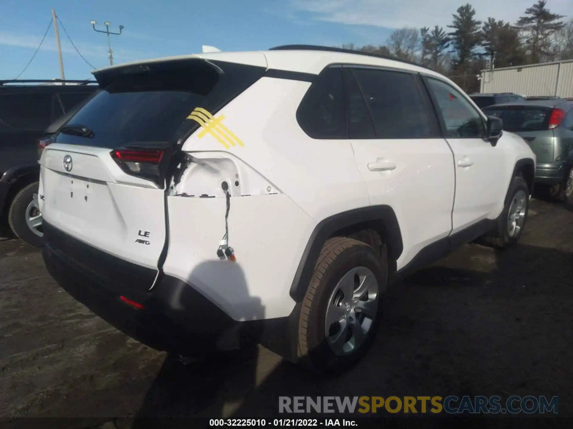 4 Photograph of a damaged car 2T3F1RFV7MC245234 TOYOTA RAV4 2021