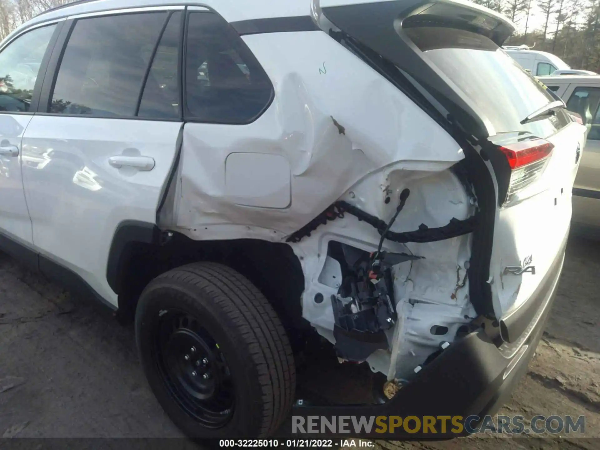 6 Photograph of a damaged car 2T3F1RFV7MC245234 TOYOTA RAV4 2021