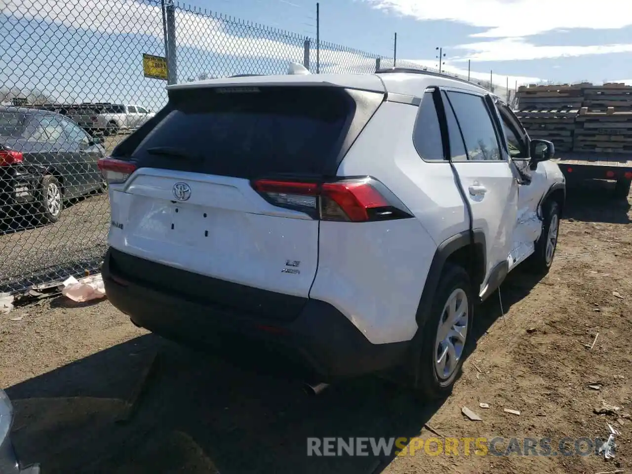 4 Photograph of a damaged car 2T3F1RFV7MW157699 TOYOTA RAV4 2021