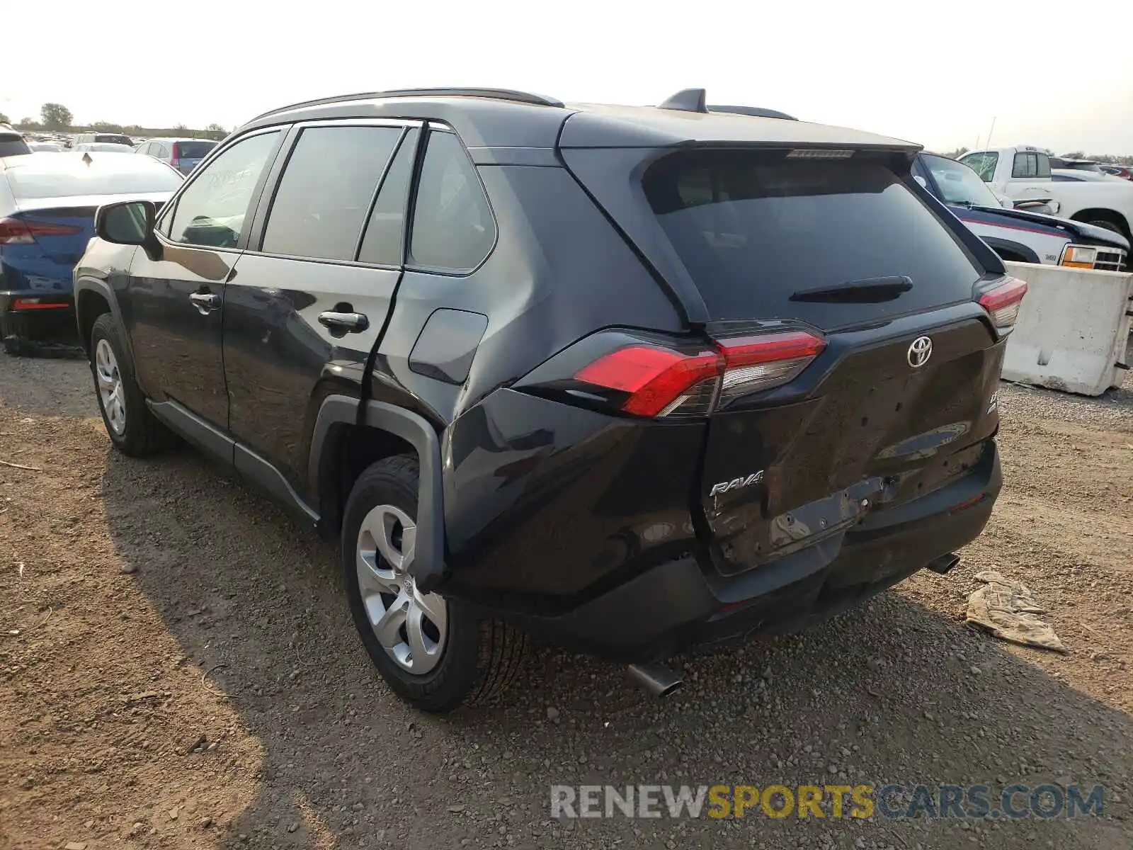 3 Photograph of a damaged car 2T3F1RFV7MW176656 TOYOTA RAV4 2021