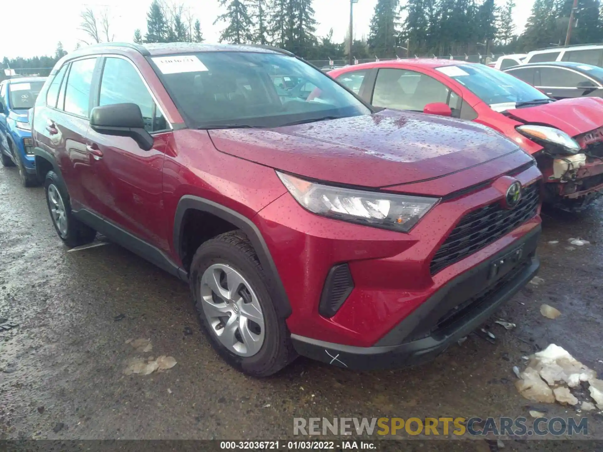 1 Photograph of a damaged car 2T3F1RFV7MW194526 TOYOTA RAV4 2021