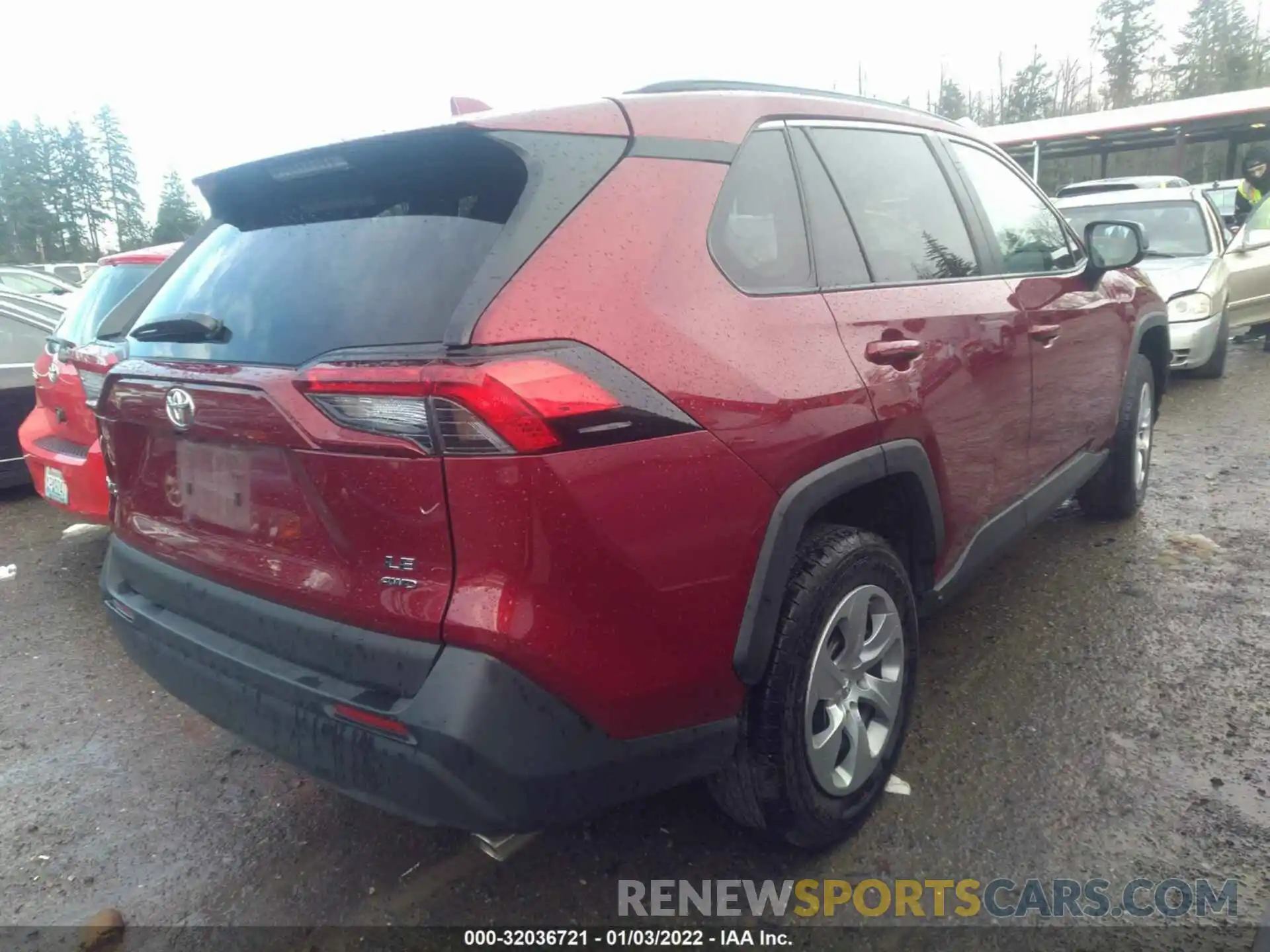 4 Photograph of a damaged car 2T3F1RFV7MW194526 TOYOTA RAV4 2021