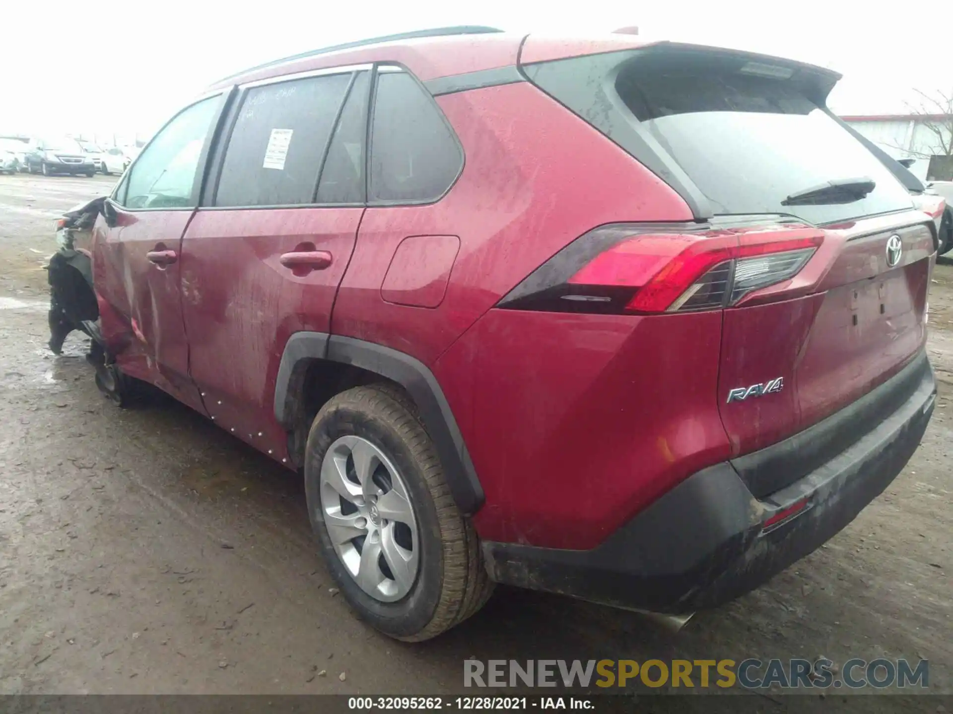 3 Photograph of a damaged car 2T3F1RFV8MW176584 TOYOTA RAV4 2021