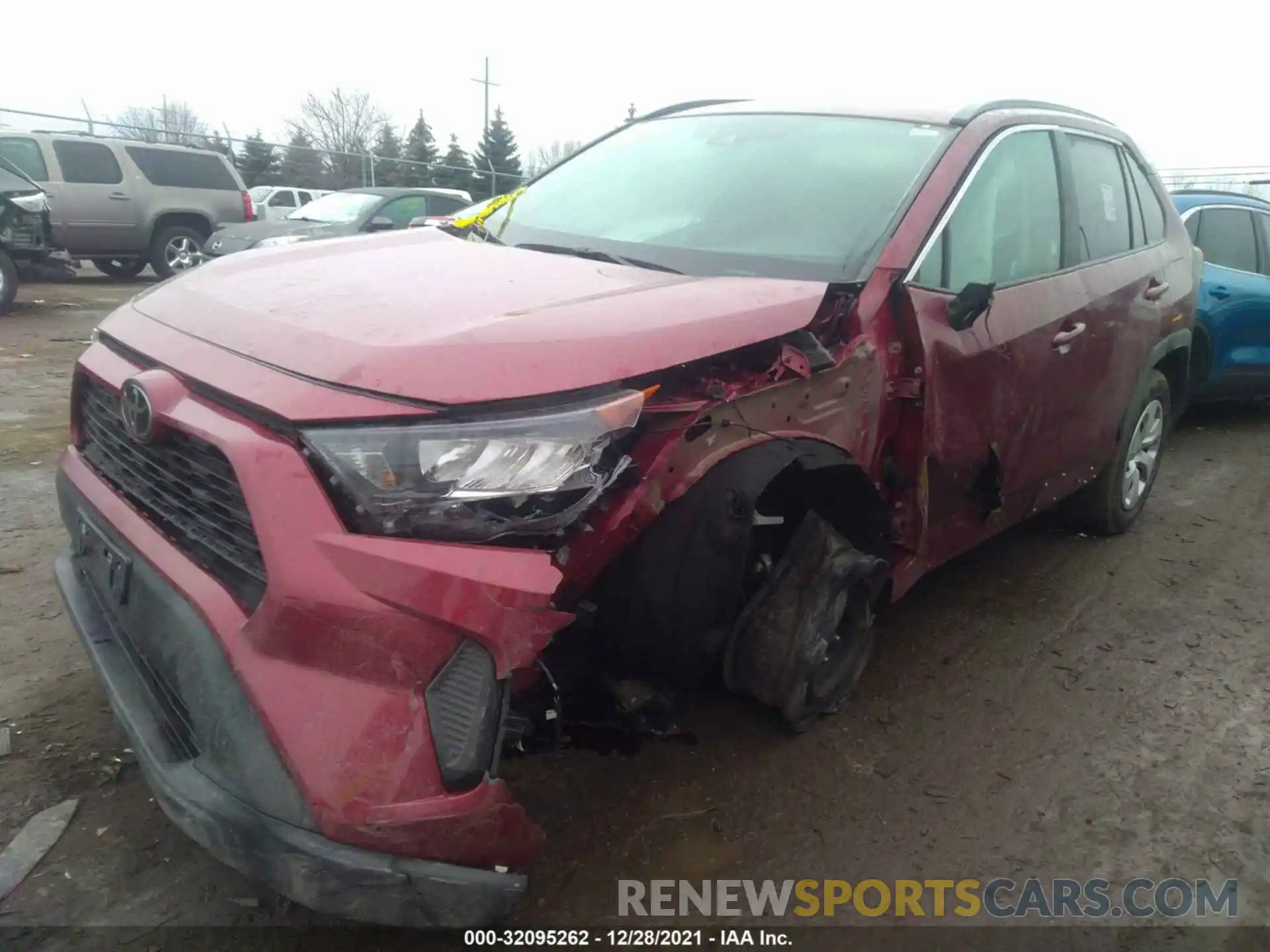 6 Photograph of a damaged car 2T3F1RFV8MW176584 TOYOTA RAV4 2021