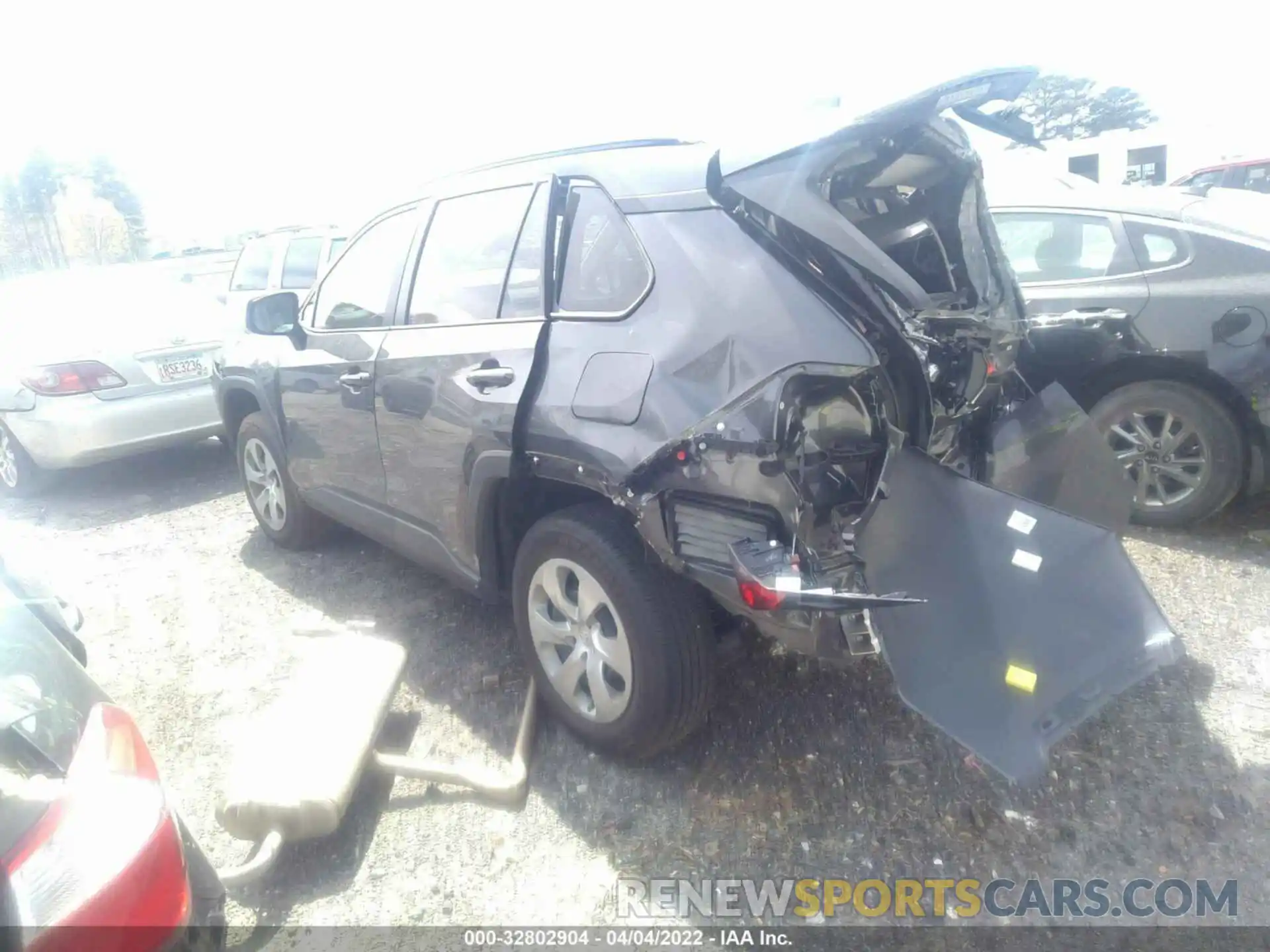 3 Photograph of a damaged car 2T3F1RFV8MW183020 TOYOTA RAV4 2021