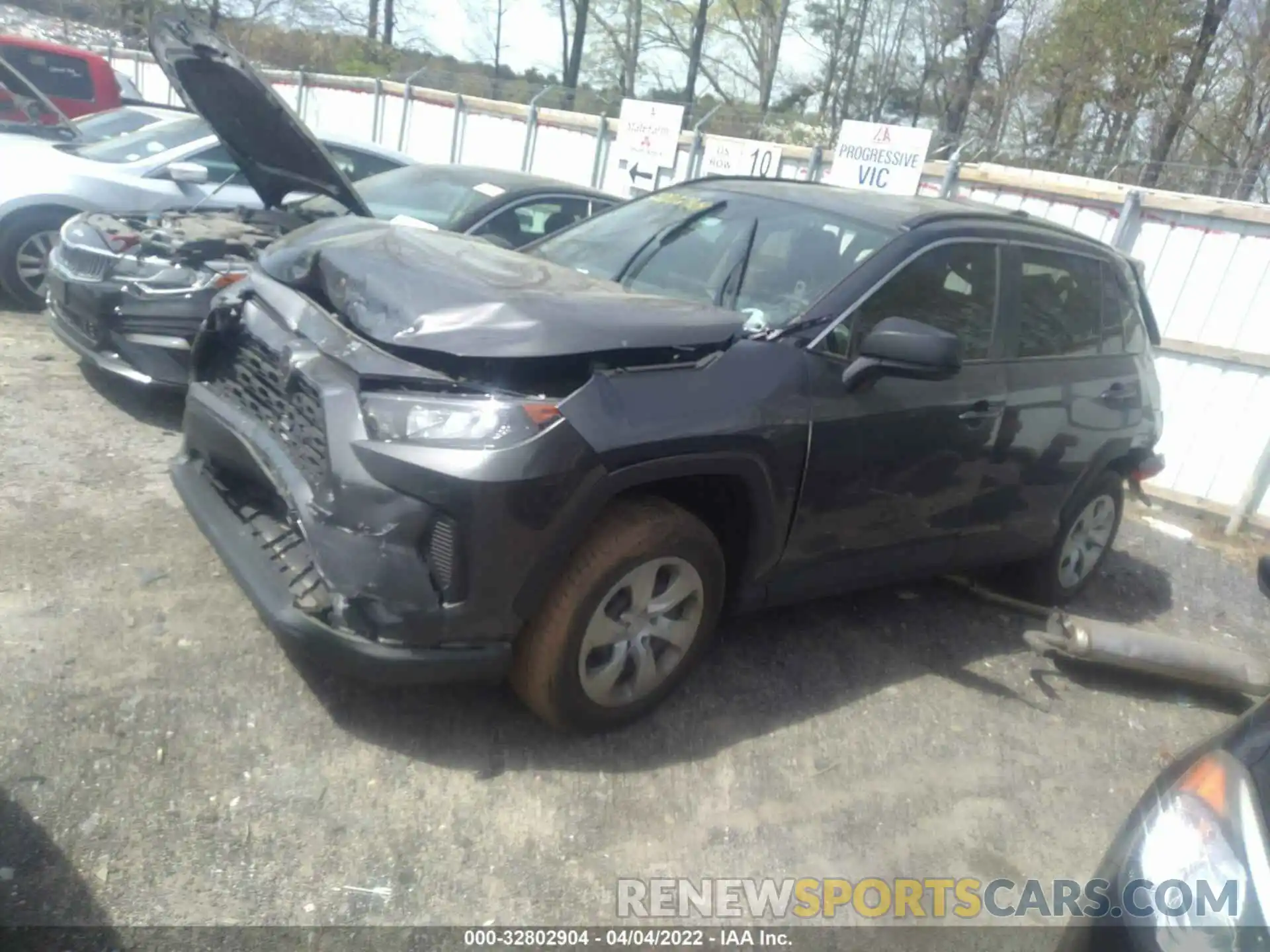 4 Photograph of a damaged car 2T3F1RFV8MW183020 TOYOTA RAV4 2021