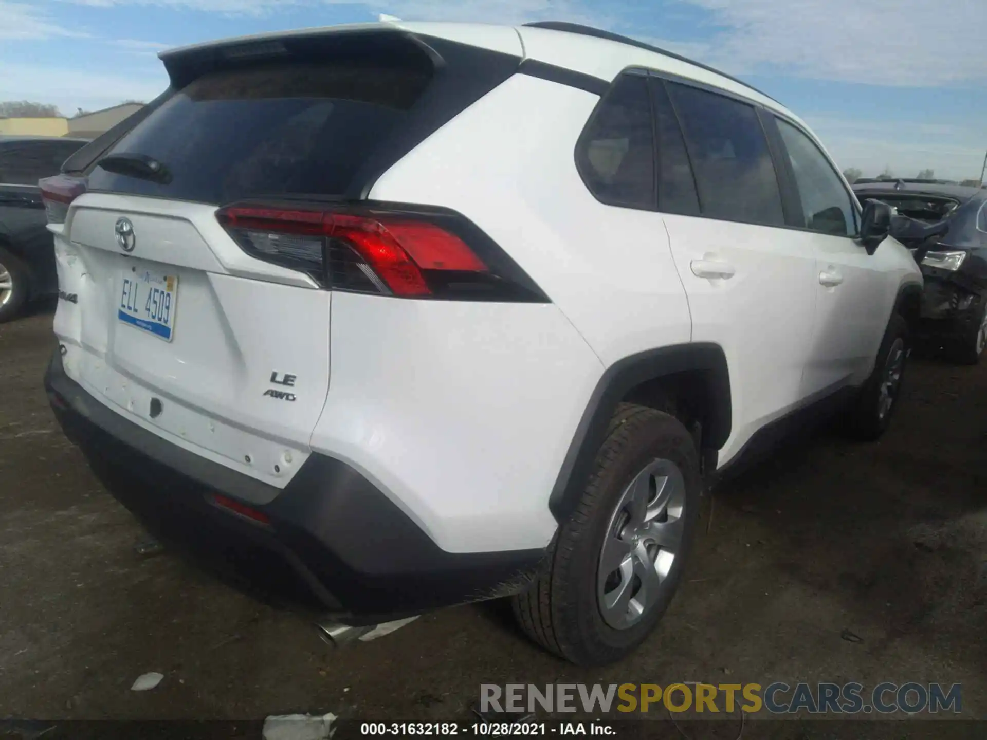 4 Photograph of a damaged car 2T3F1RFV8MW206389 TOYOTA RAV4 2021