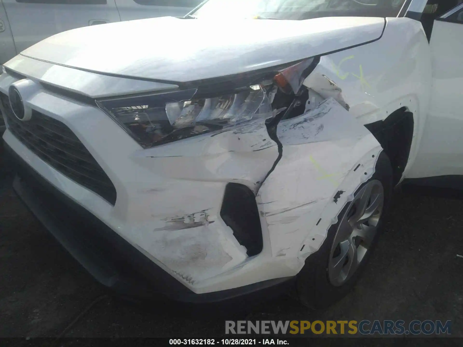 6 Photograph of a damaged car 2T3F1RFV8MW206389 TOYOTA RAV4 2021