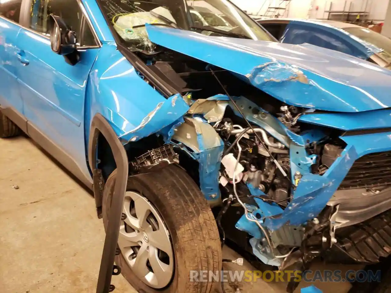 9 Photograph of a damaged car 2T3F1RFV8MW232054 TOYOTA RAV4 2021