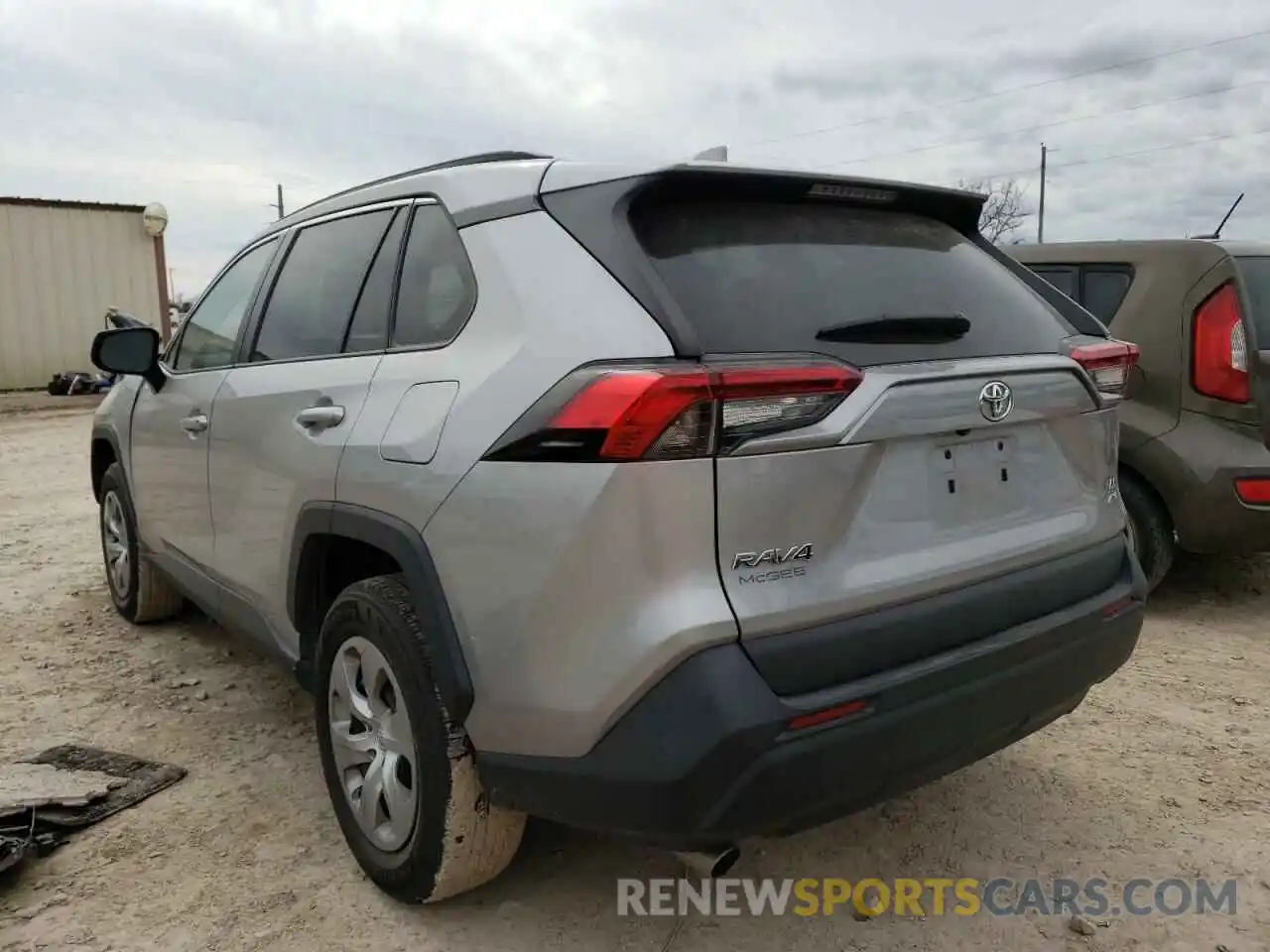 2 Photograph of a damaged car 2T3F1RFV9MC140954 TOYOTA RAV4 2021