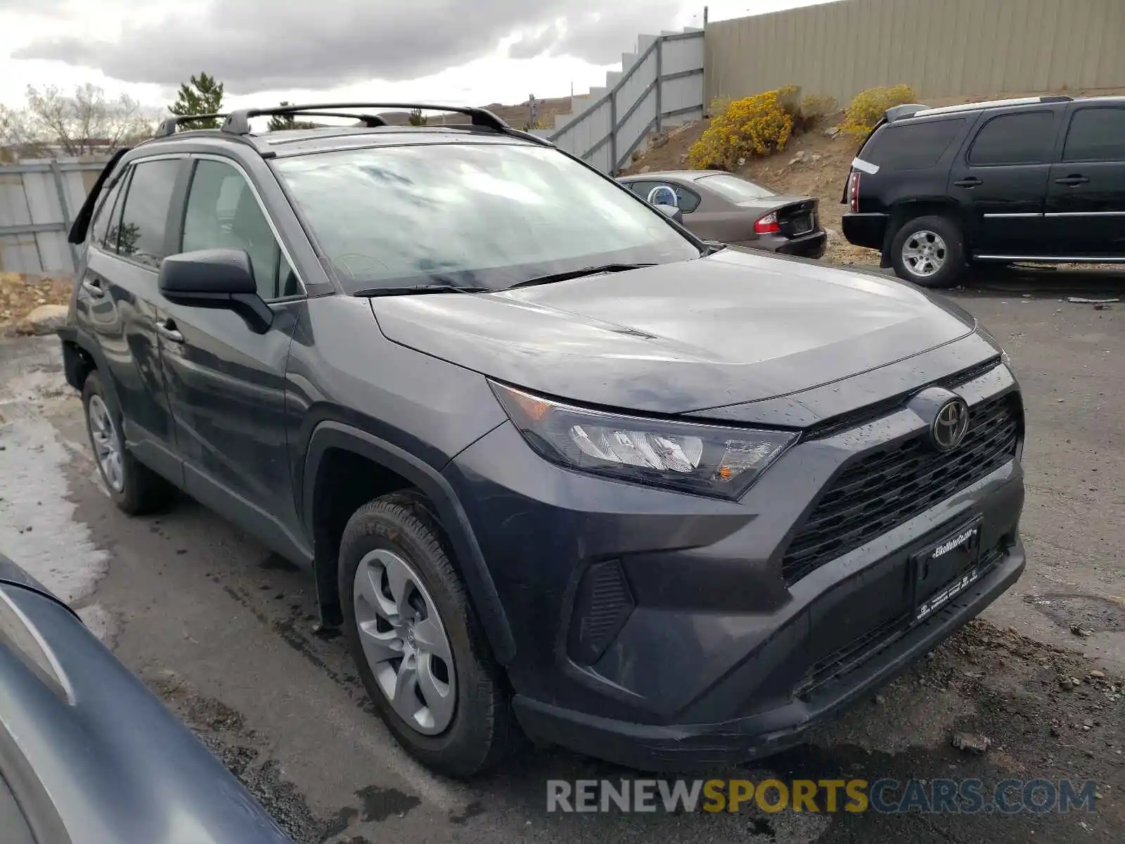 1 Photograph of a damaged car 2T3F1RFV9MC152473 TOYOTA RAV4 2021