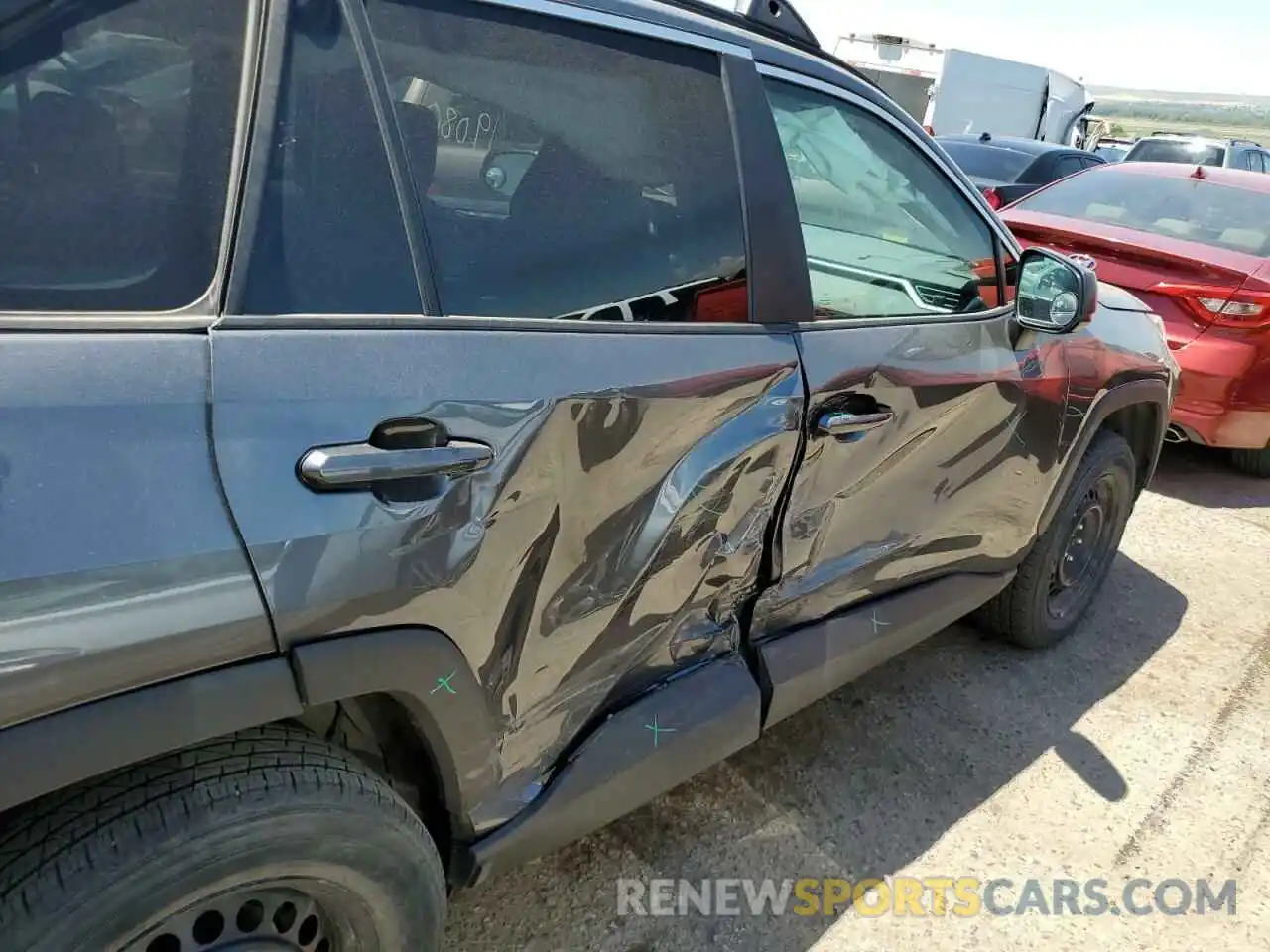 9 Photograph of a damaged car 2T3F1RFV9MC182413 TOYOTA RAV4 2021